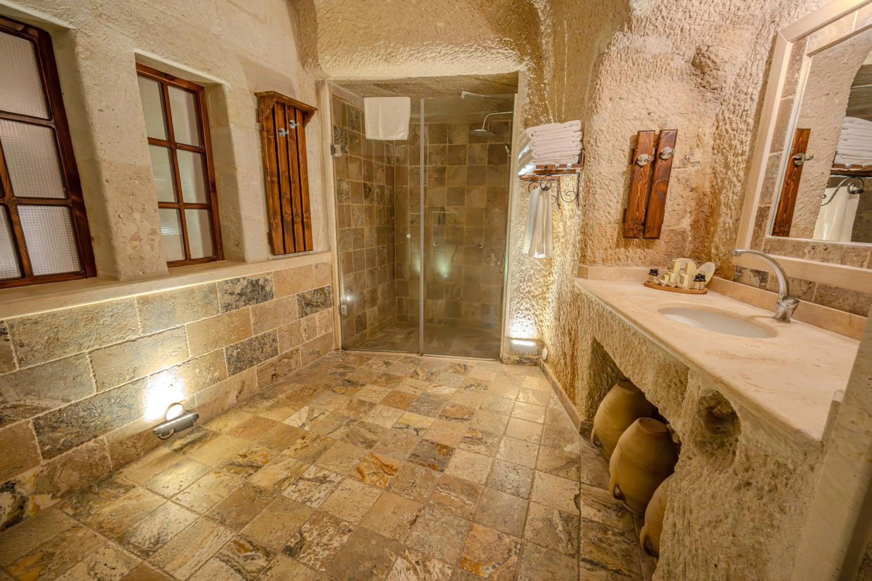 Shower in Osmanbey Cave House