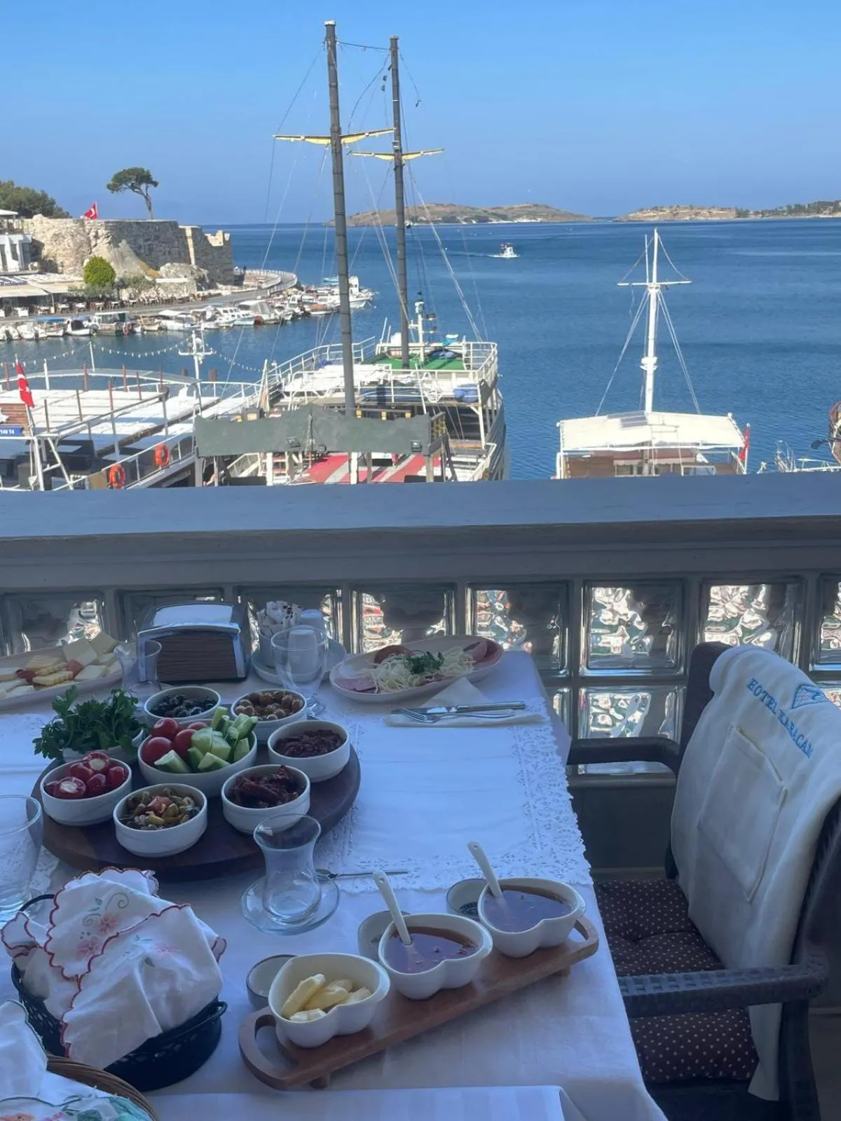 Balcony/Terrace in Hotel Karacam