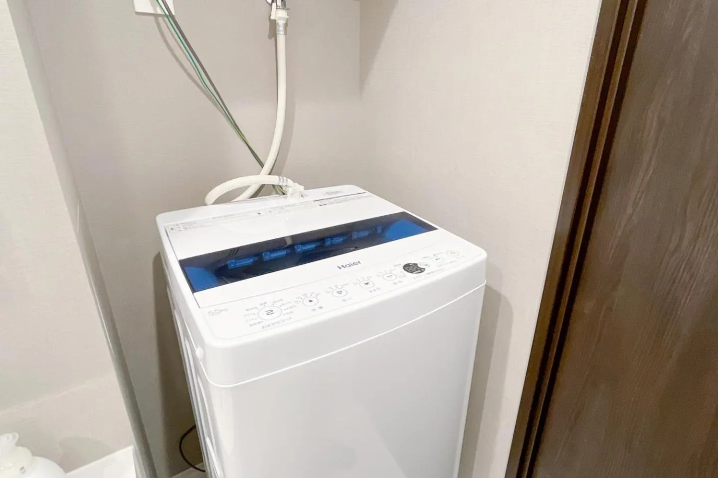 washing machine in NOZOMIO PREMIER Meidaimae