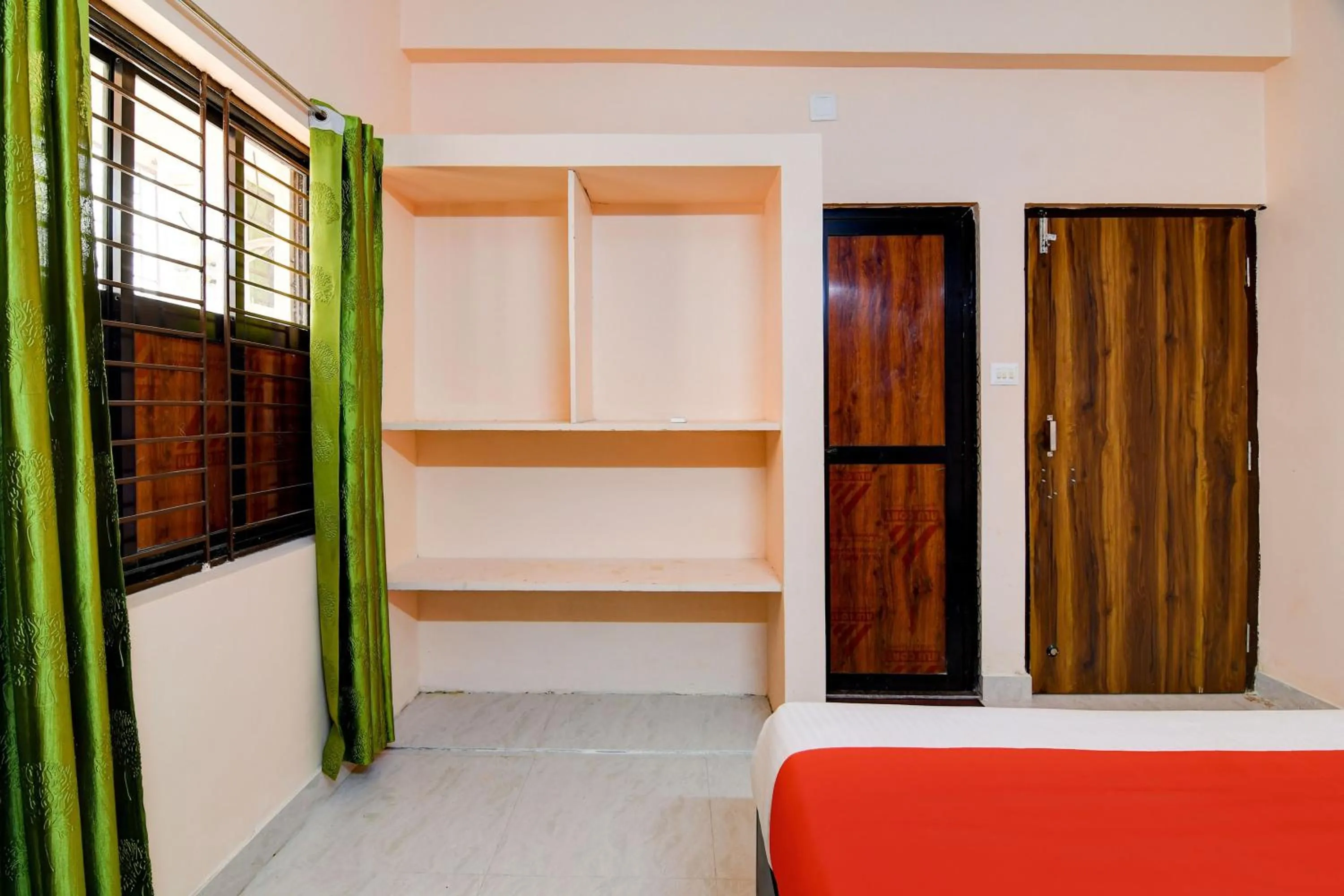 Bedroom in Hotel O Flagship S S Guesthouse