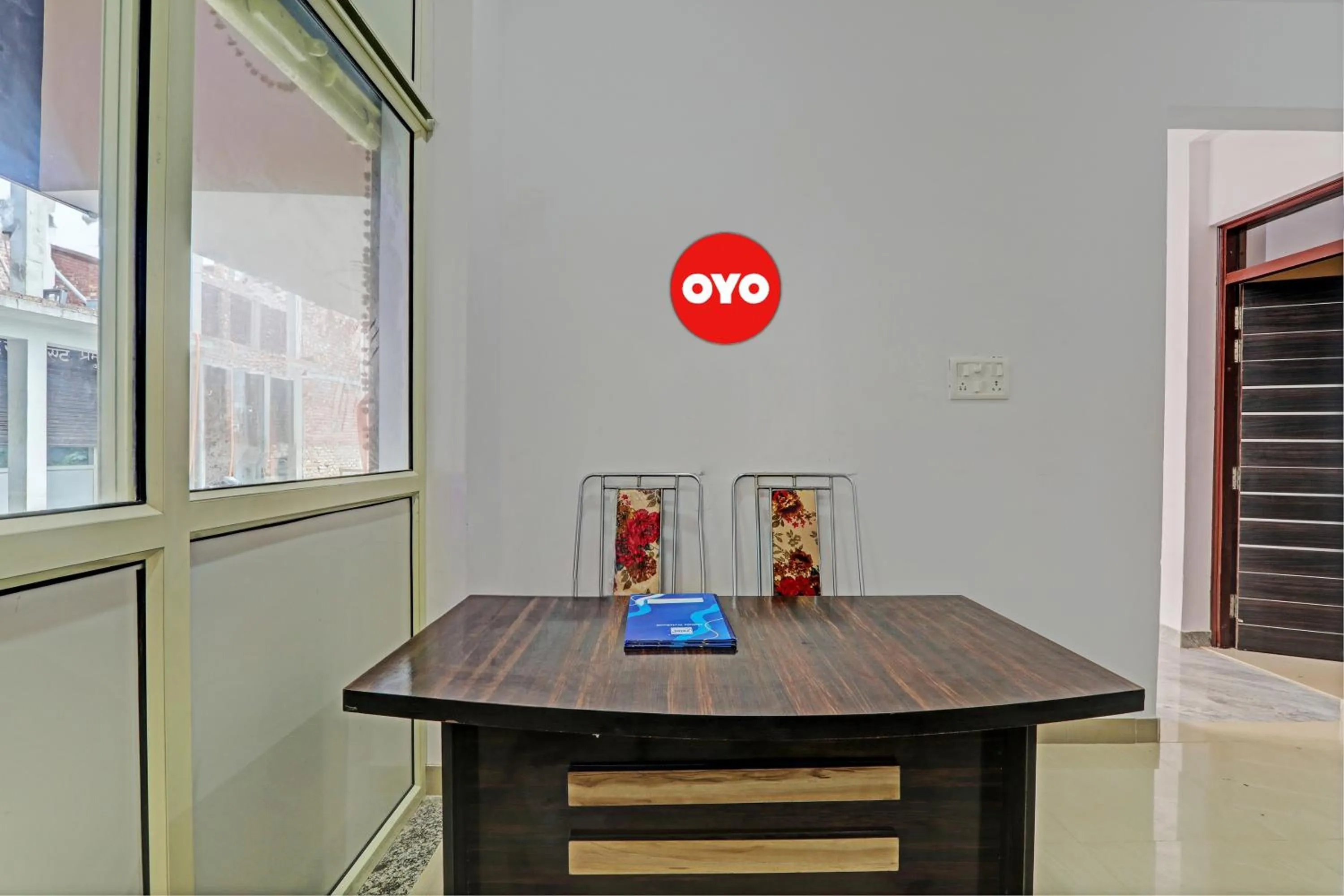 Lobby or reception in Hotel O Hotel Trimurti Inn