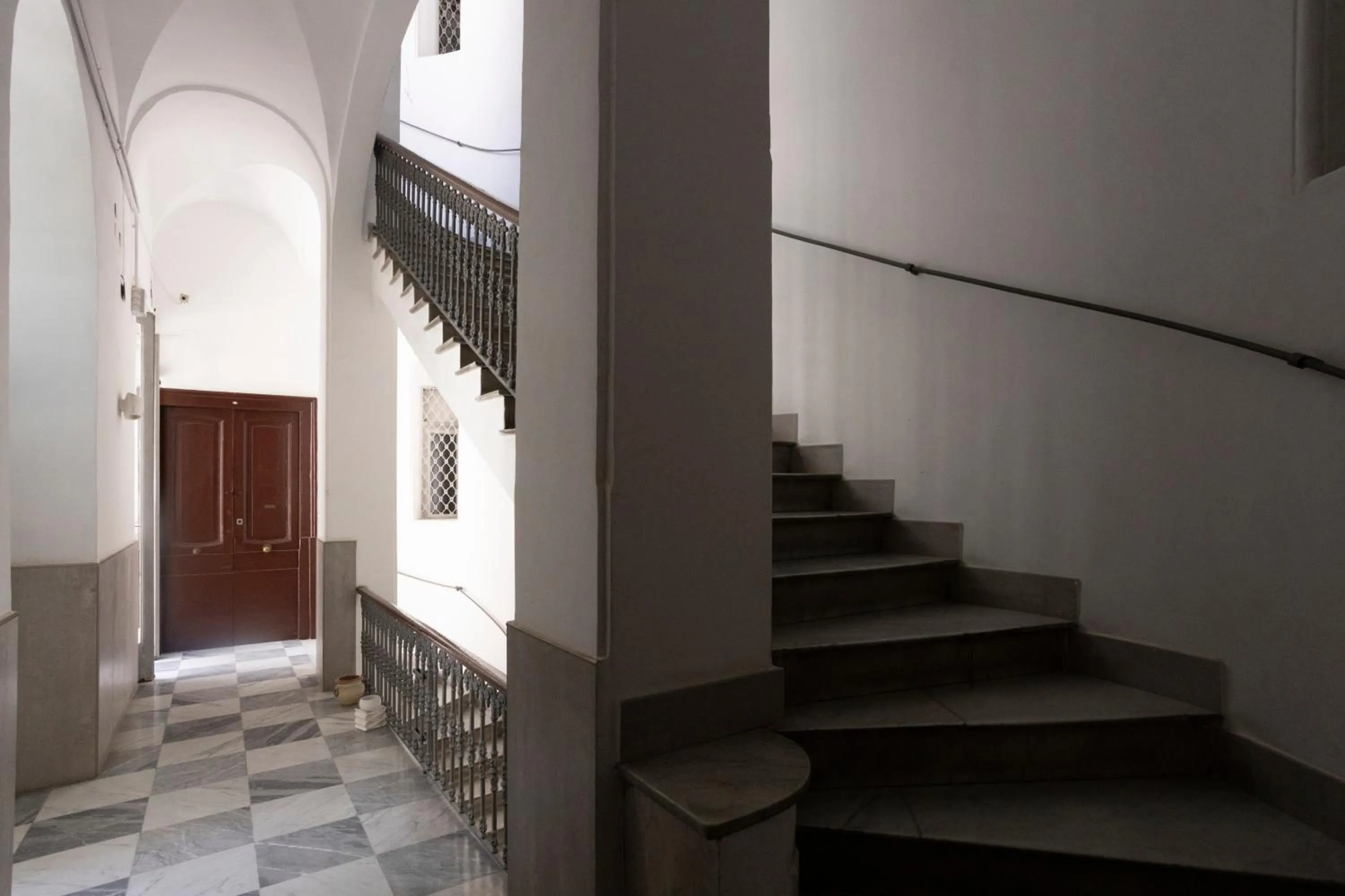 Facade/entrance in La Chambre Duomo