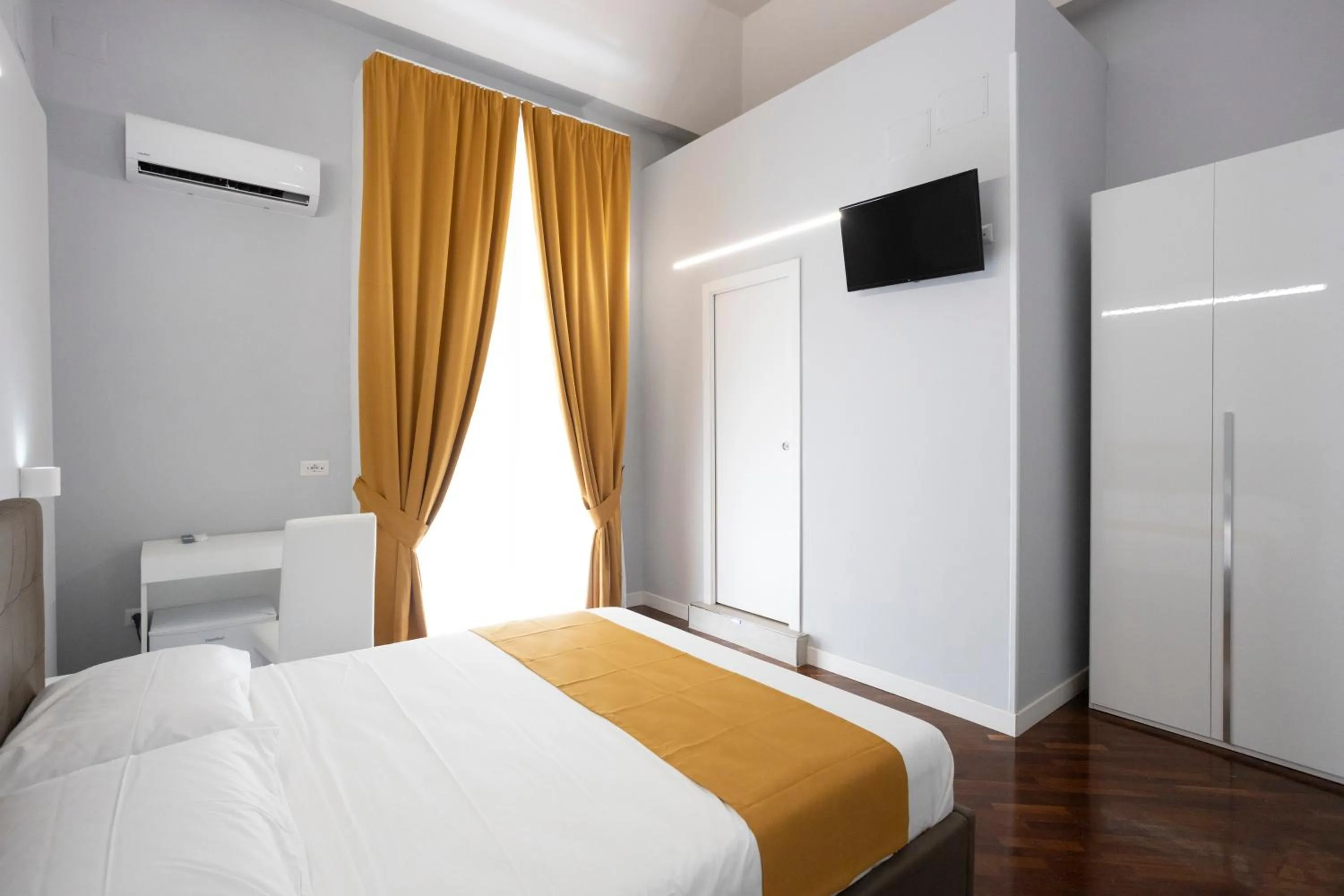 Bed in La Chambre Duomo