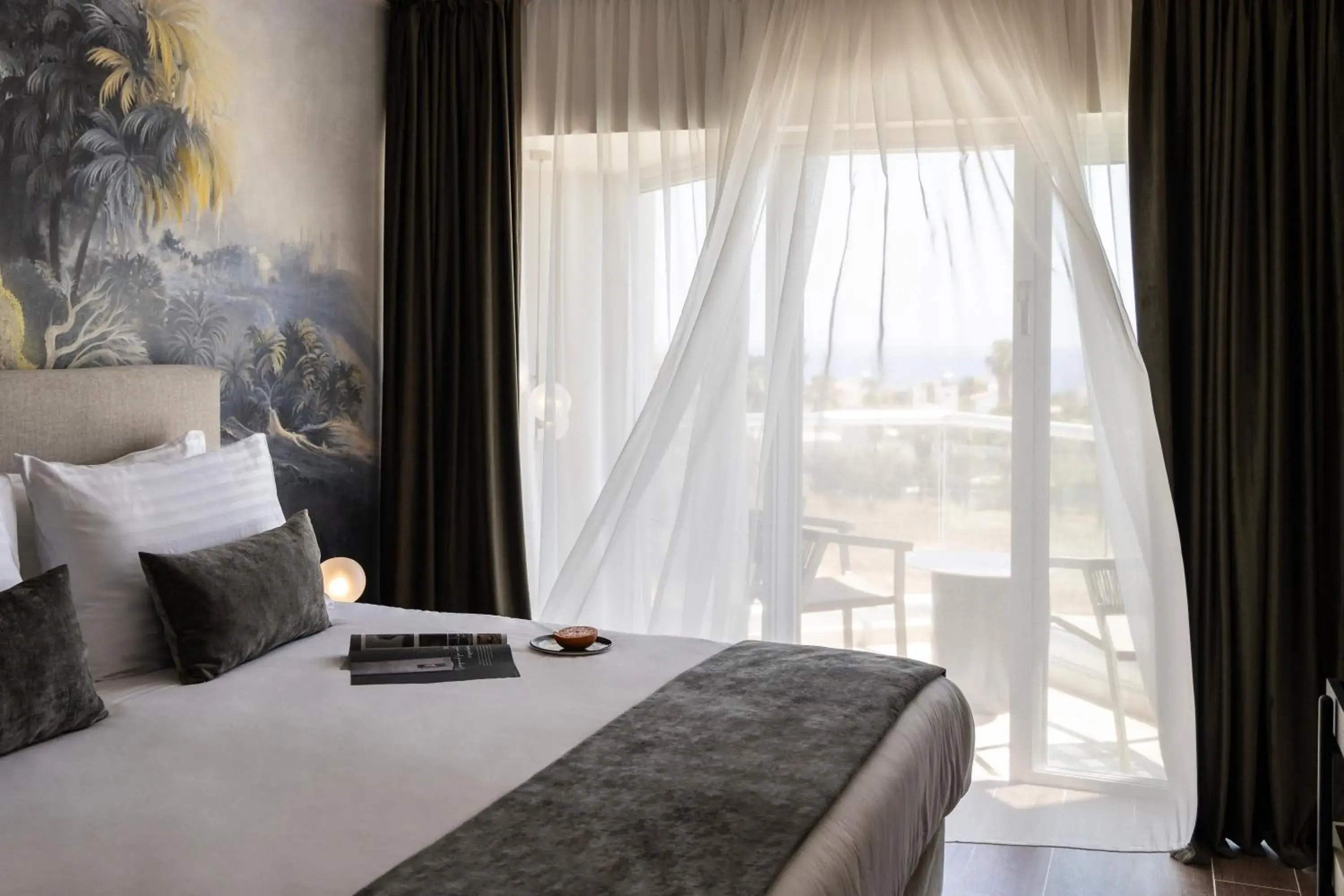 Executive Suite in Cali Resort & Spa Designed For Adults by Louis Hotels Executive Suite in Cali Resort & Spa Designed For Adults by Louis Hotels