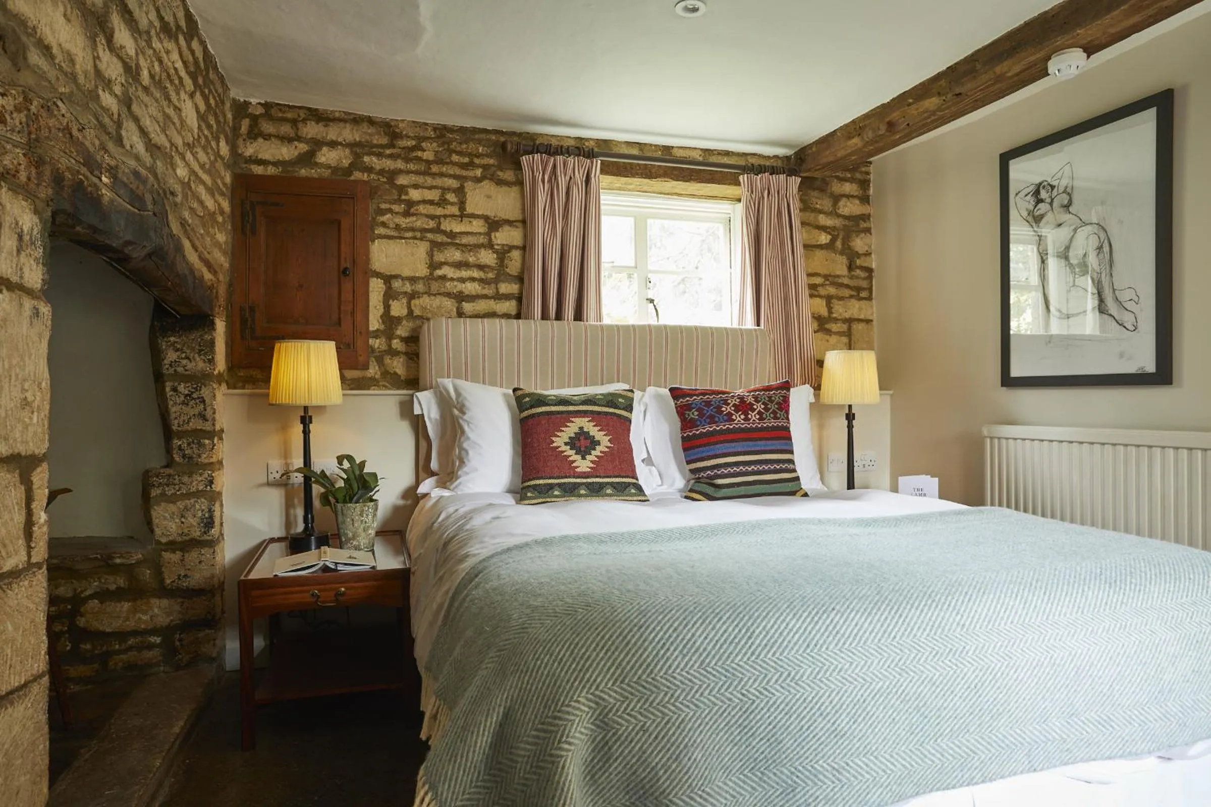 Bedroom, Bed in The Sherborne Arms