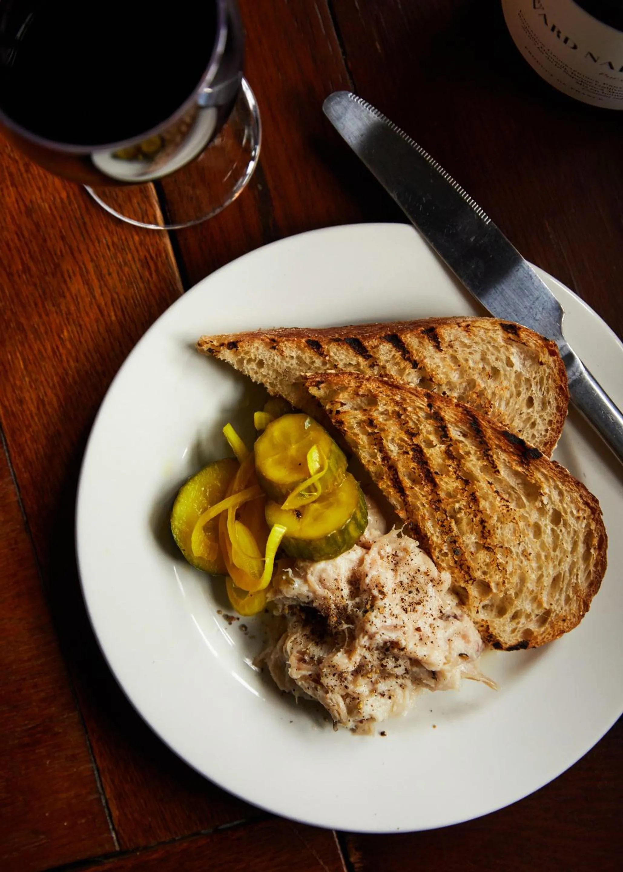 Food and drinks in The Sherborne Arms