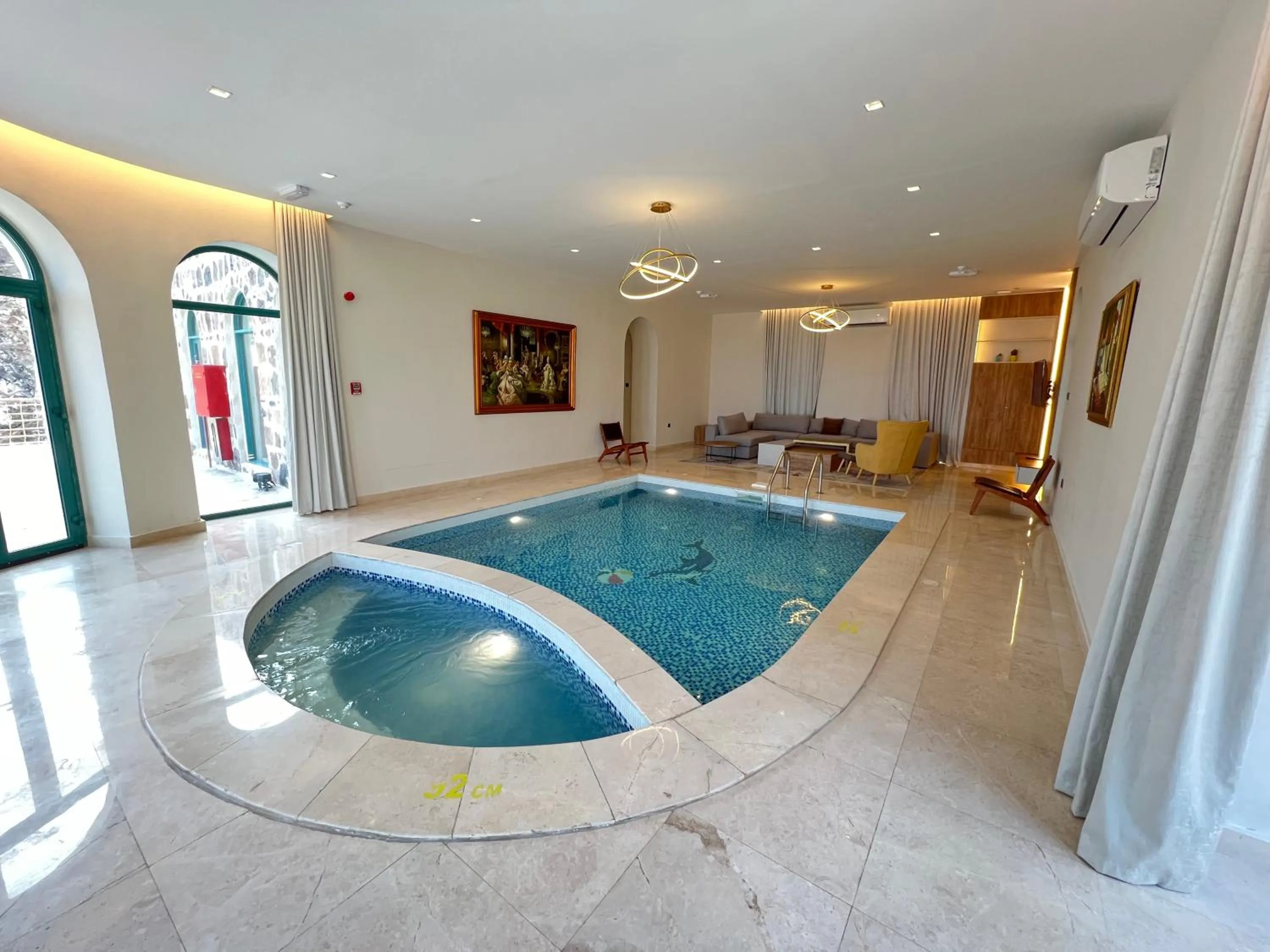 Swimming pool in Dibba Mountain Park Resort