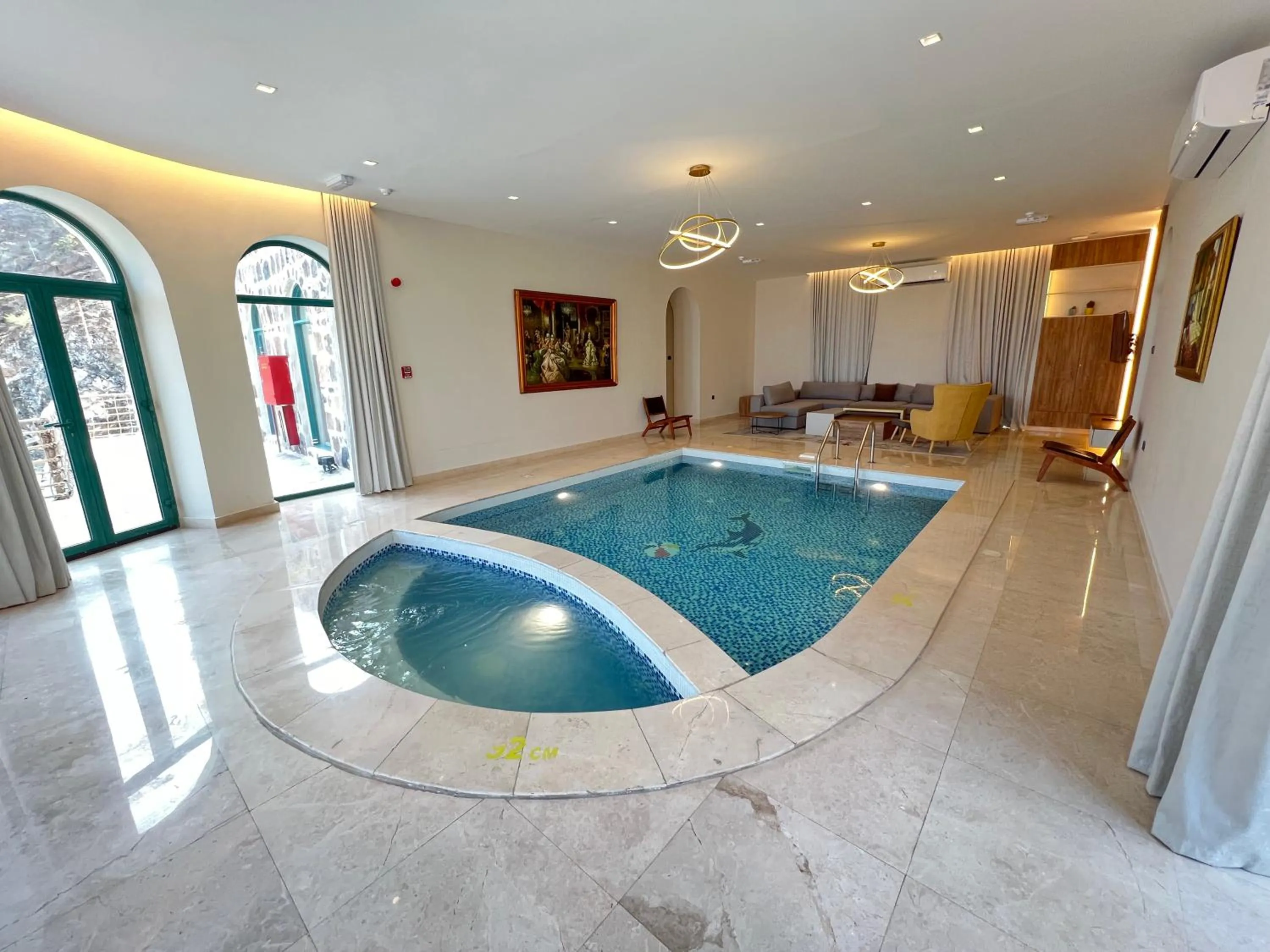 Swimming pool in Dibba Mountain Park Resort