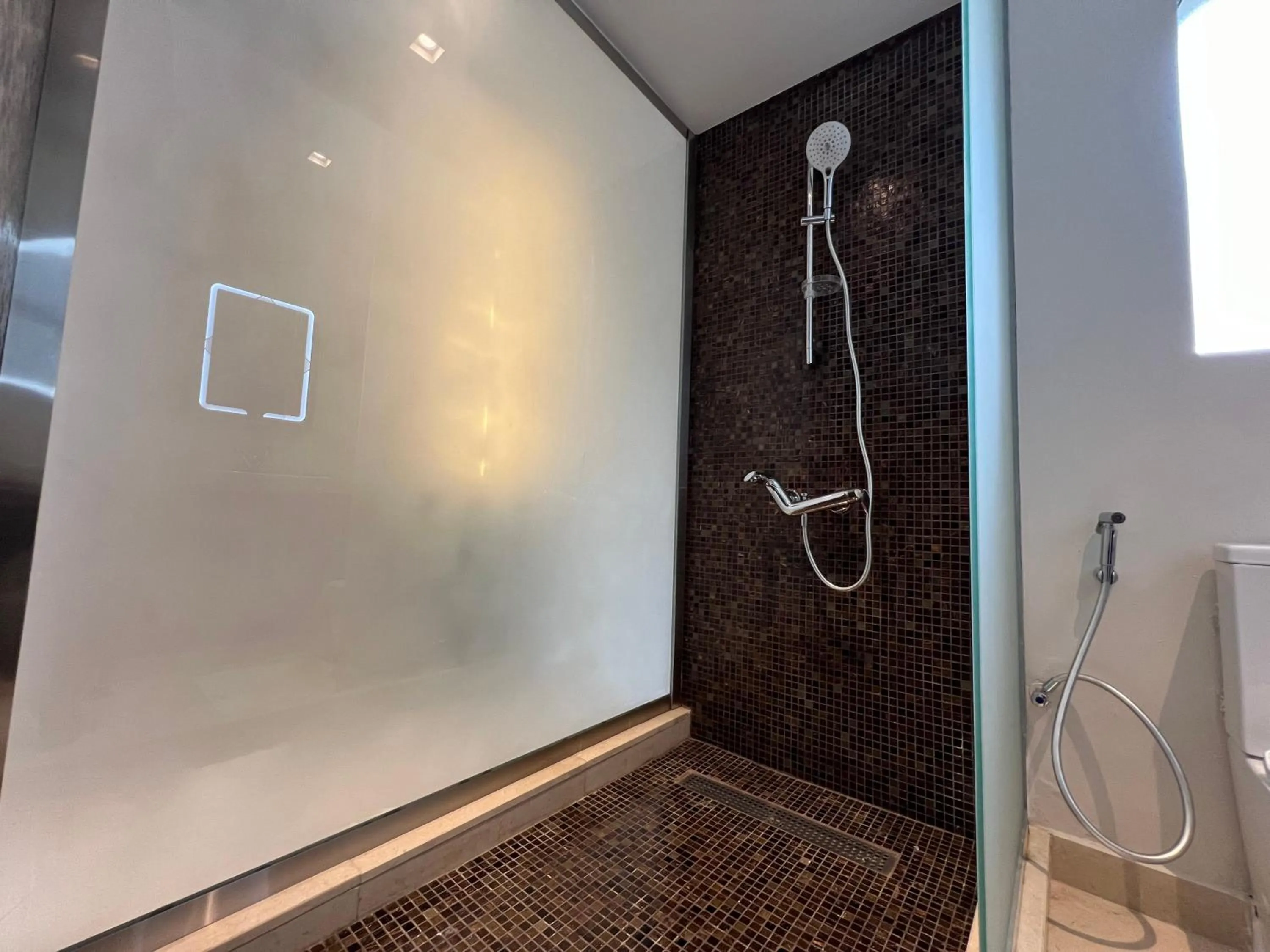 Toilet in Dibba Mountain Park Resort