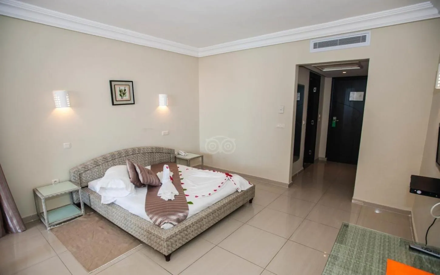 Bed in Hotel & Club Lella Meriam