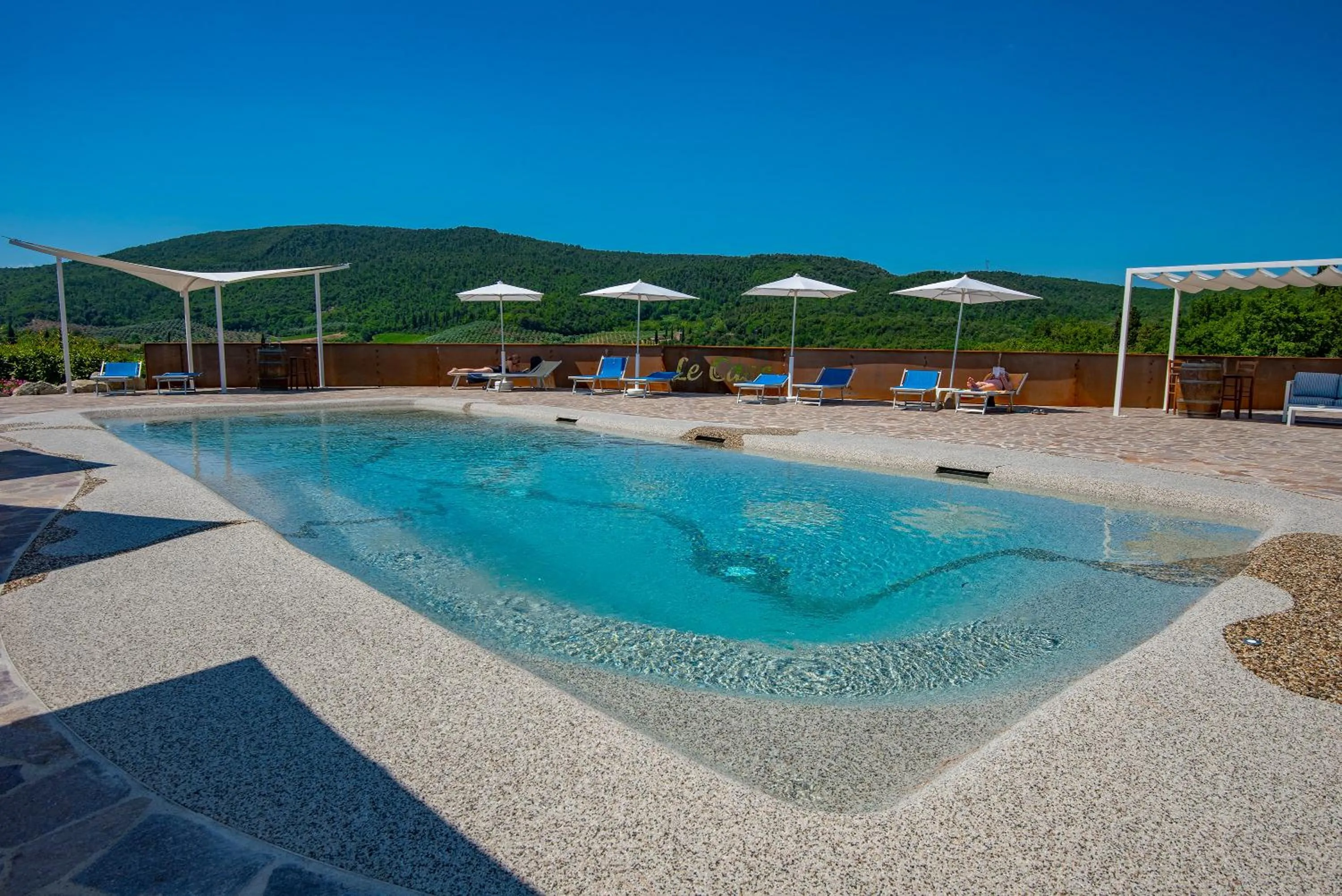 Swimming pool in Casa Vacanza Le Case