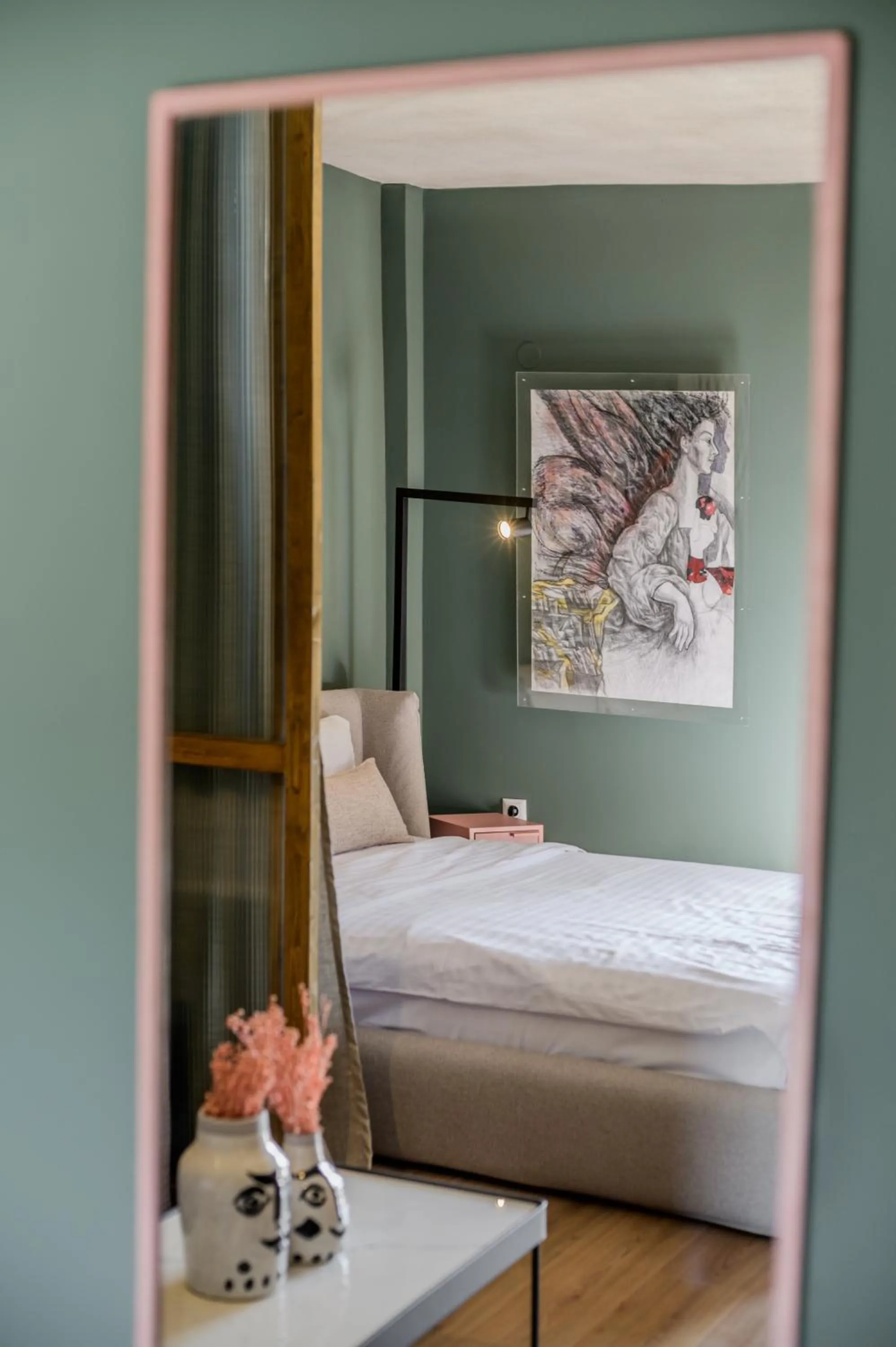 Bed in Oniropetra Boutique Hotel