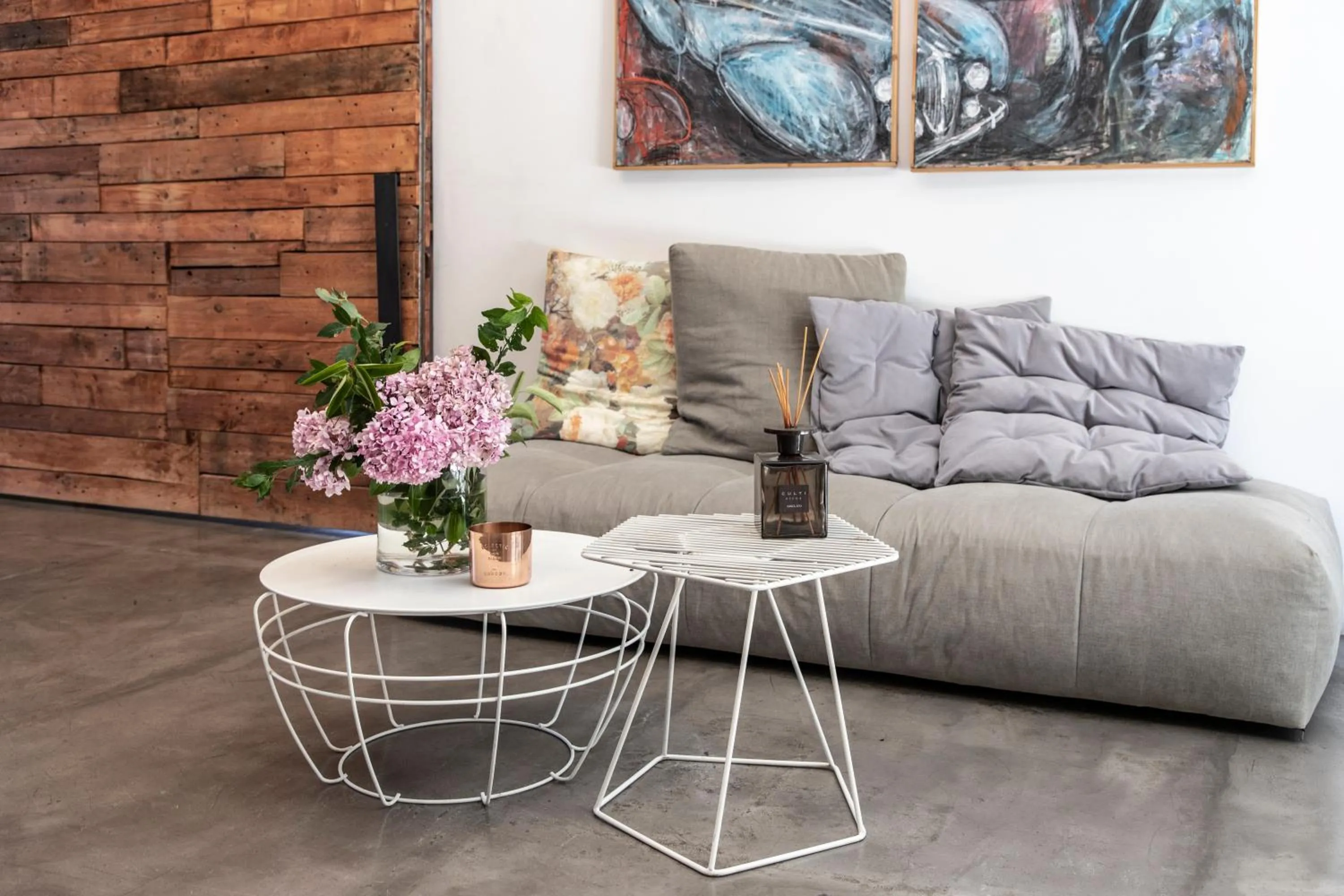 Oniropetra Boutique Hotel