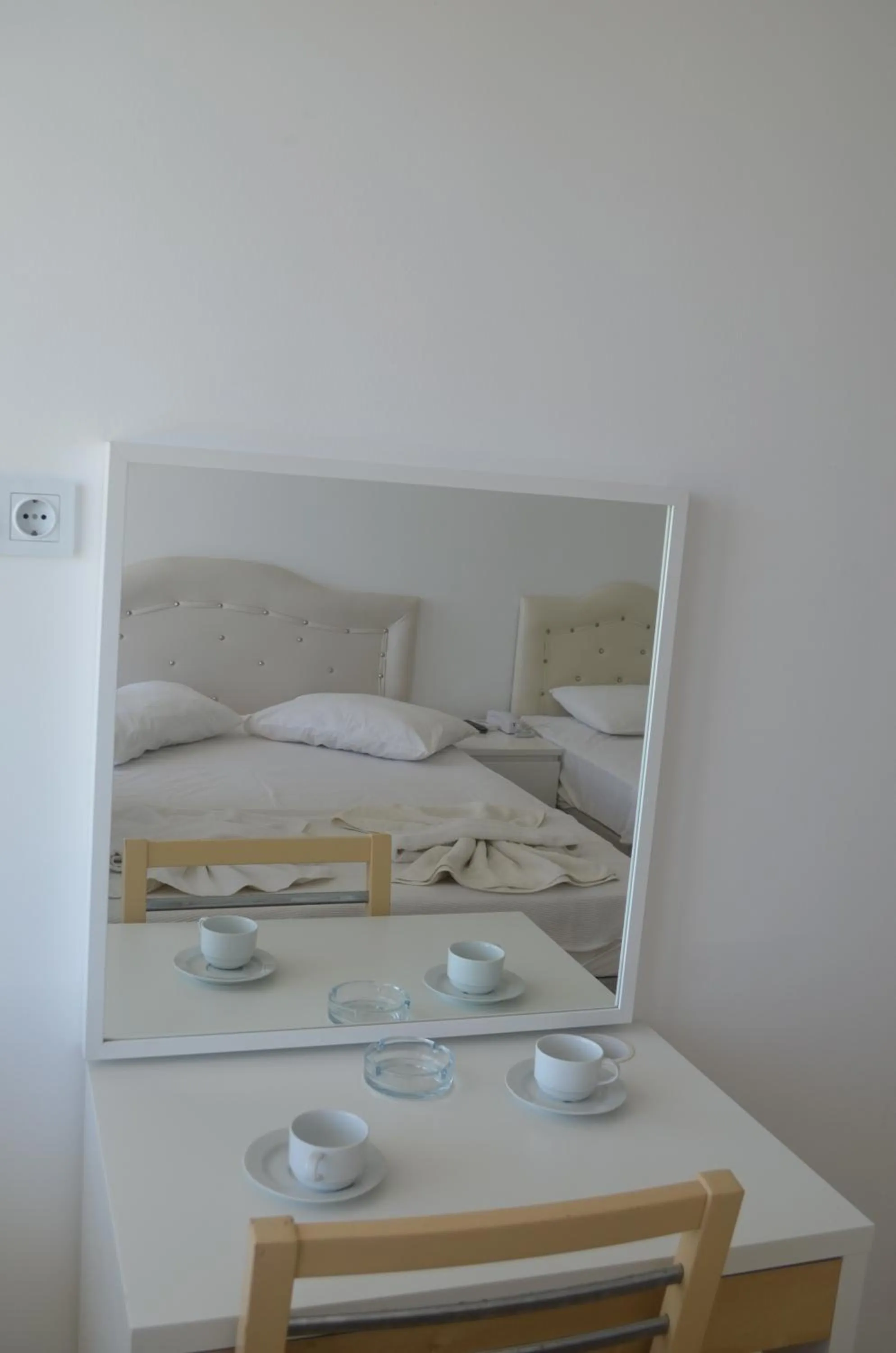 Photo of the whole room in Yasmin Hotel