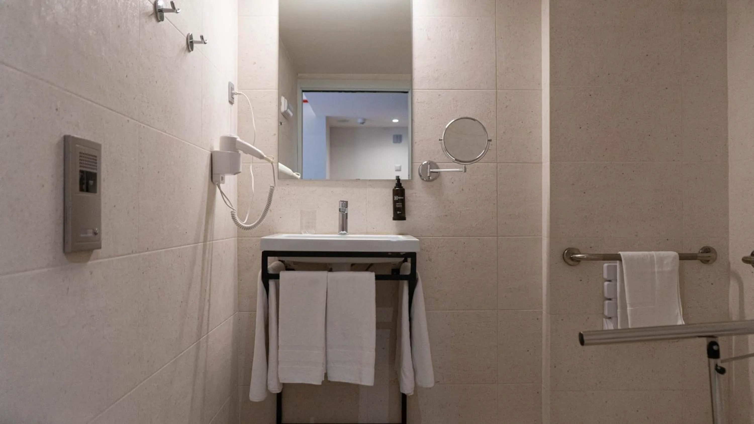 Bathroom in Be Mate Trafalgar