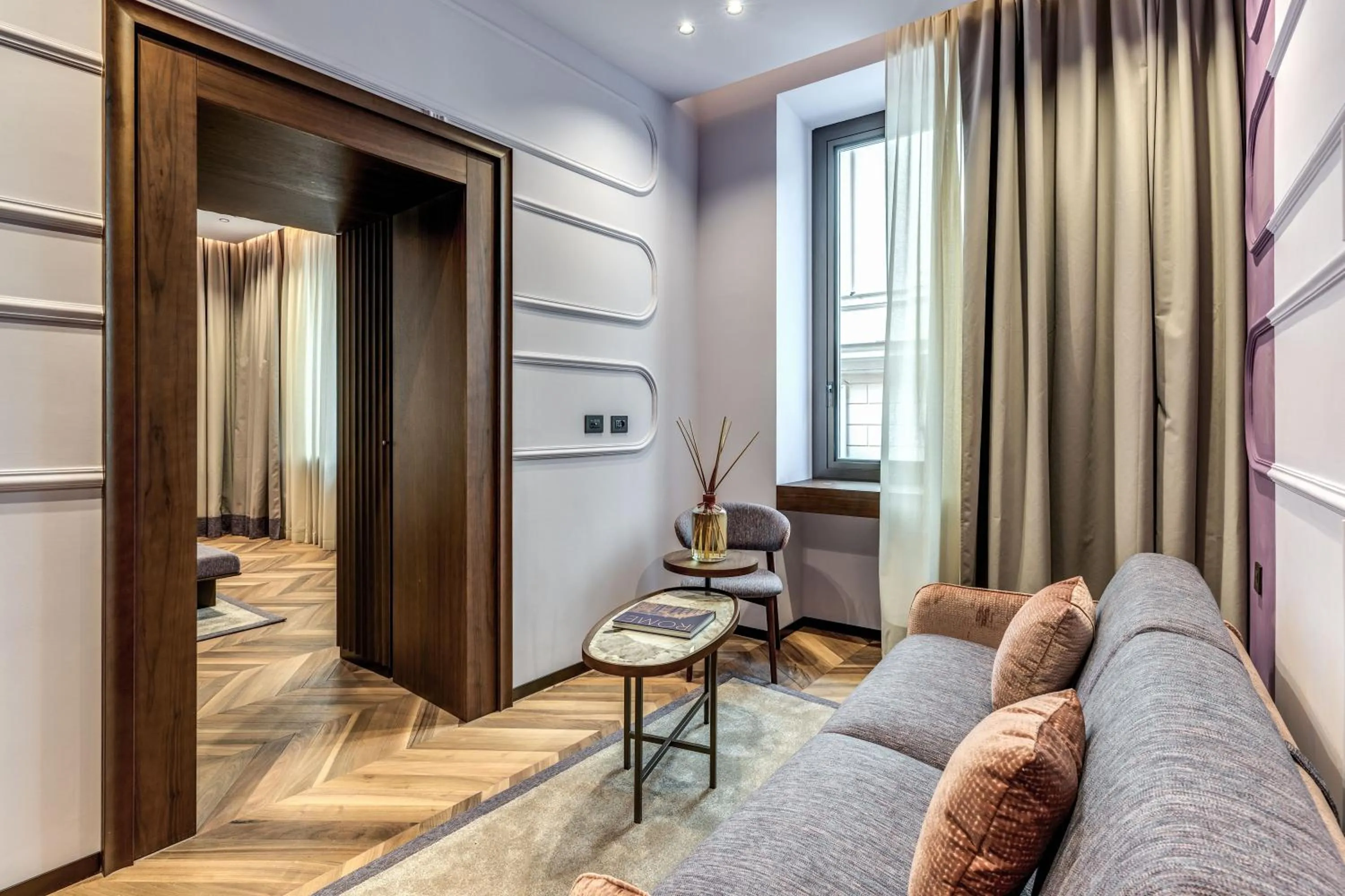 Photo of the whole room in THE STEPS Hotel - by Eitch Collection