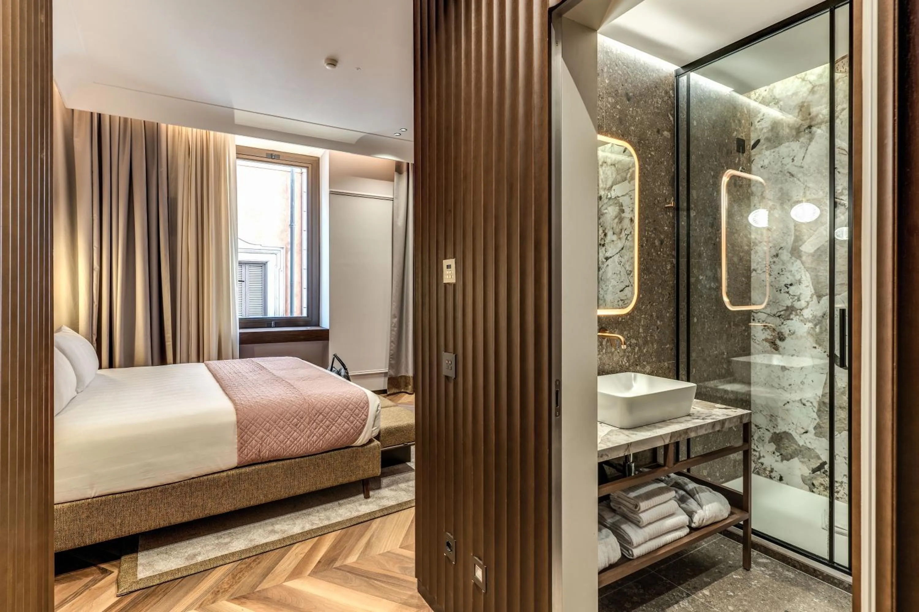 Photo of the whole room, Bed in THE STEPS Hotel - by Eitch Collection