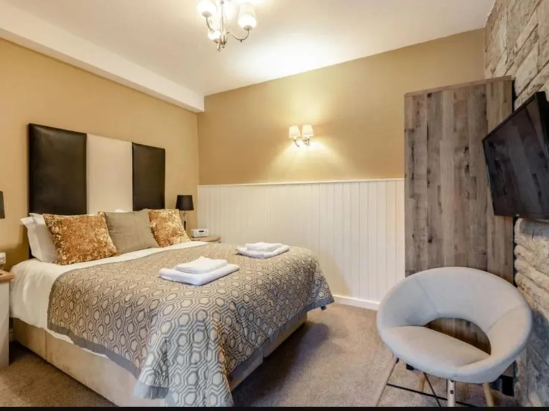 Bed in Curly Tail Accommodation