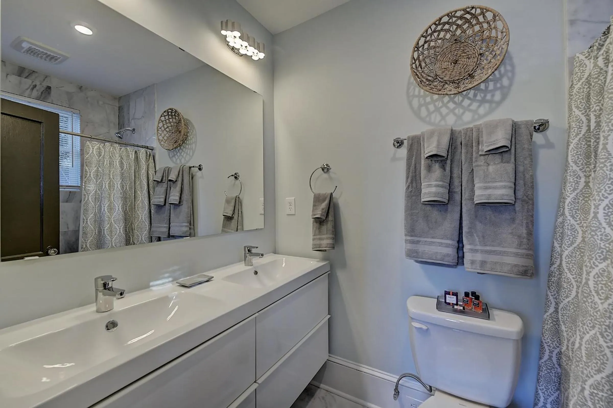 The Home Collection CLT: Lamar Avenue