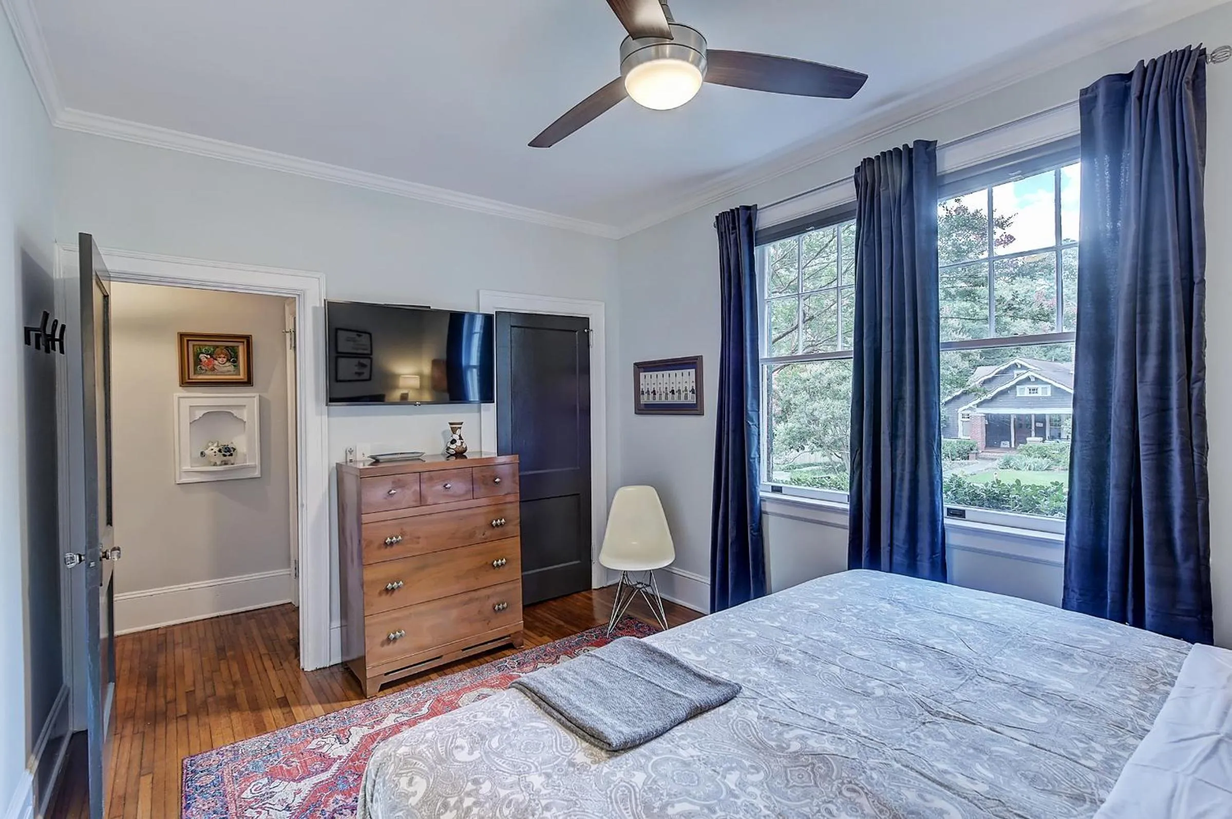 Bed in The Home Collection CLT: Lamar Avenue