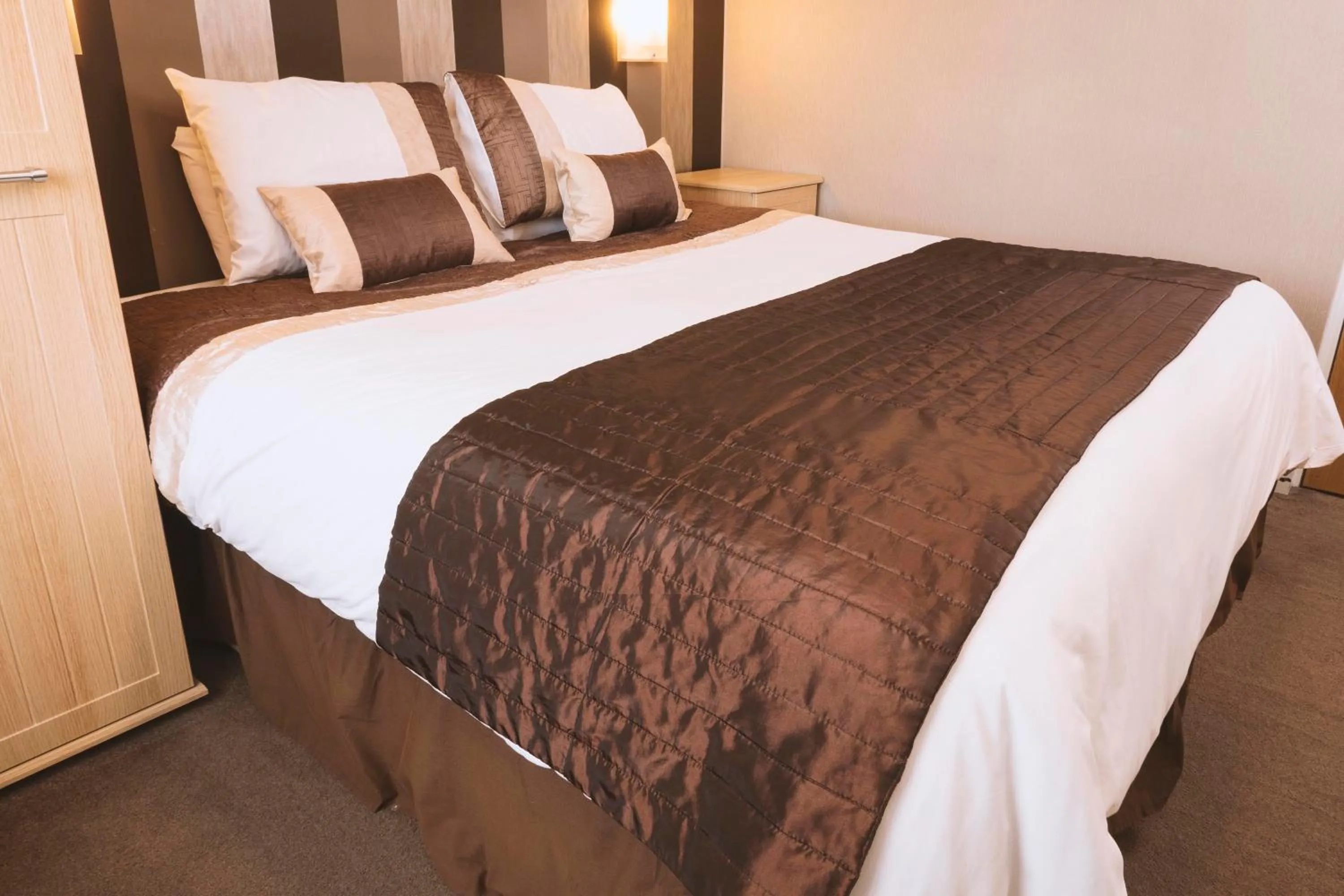 Bedroom, Bed in Trivelles Park Hotel