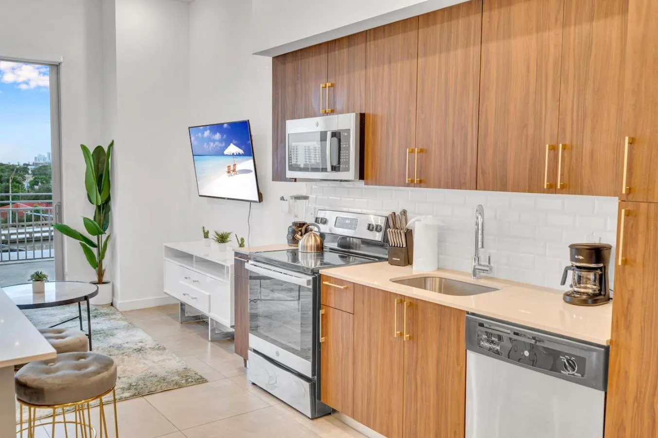 Modern Unit in Downtown Miami With Free Parking