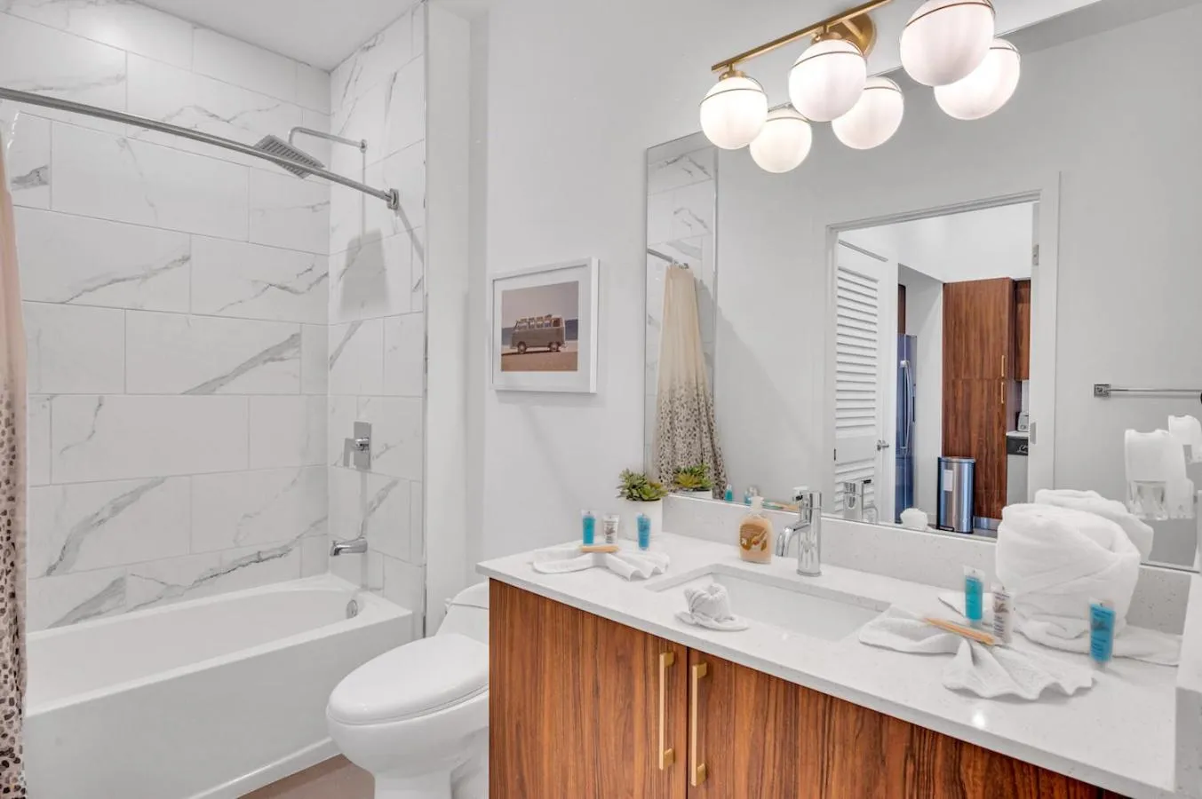 Modern Unit in Downtown Miami With Free Parking