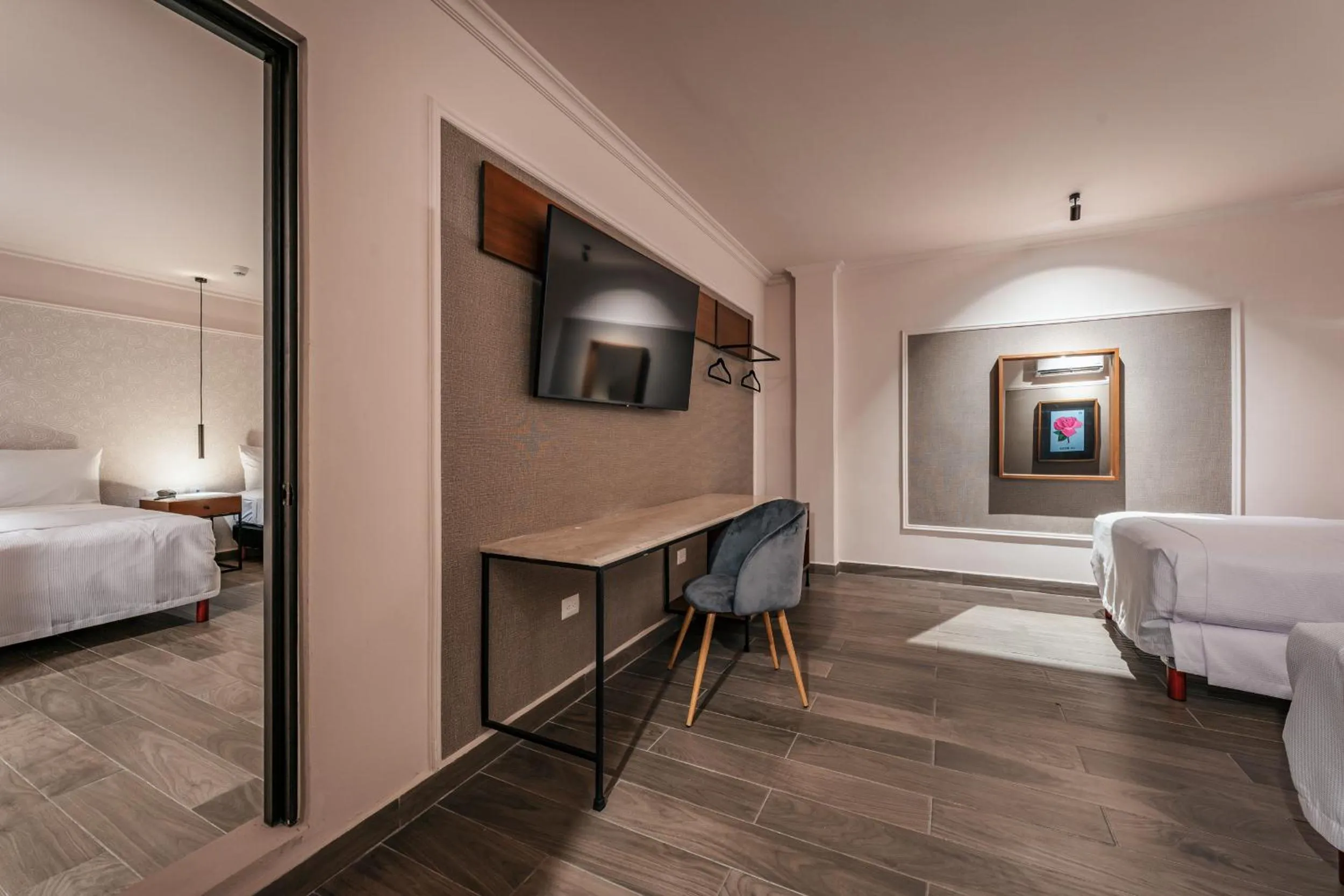 Photo of the whole room, Bed in Hotel MID Project