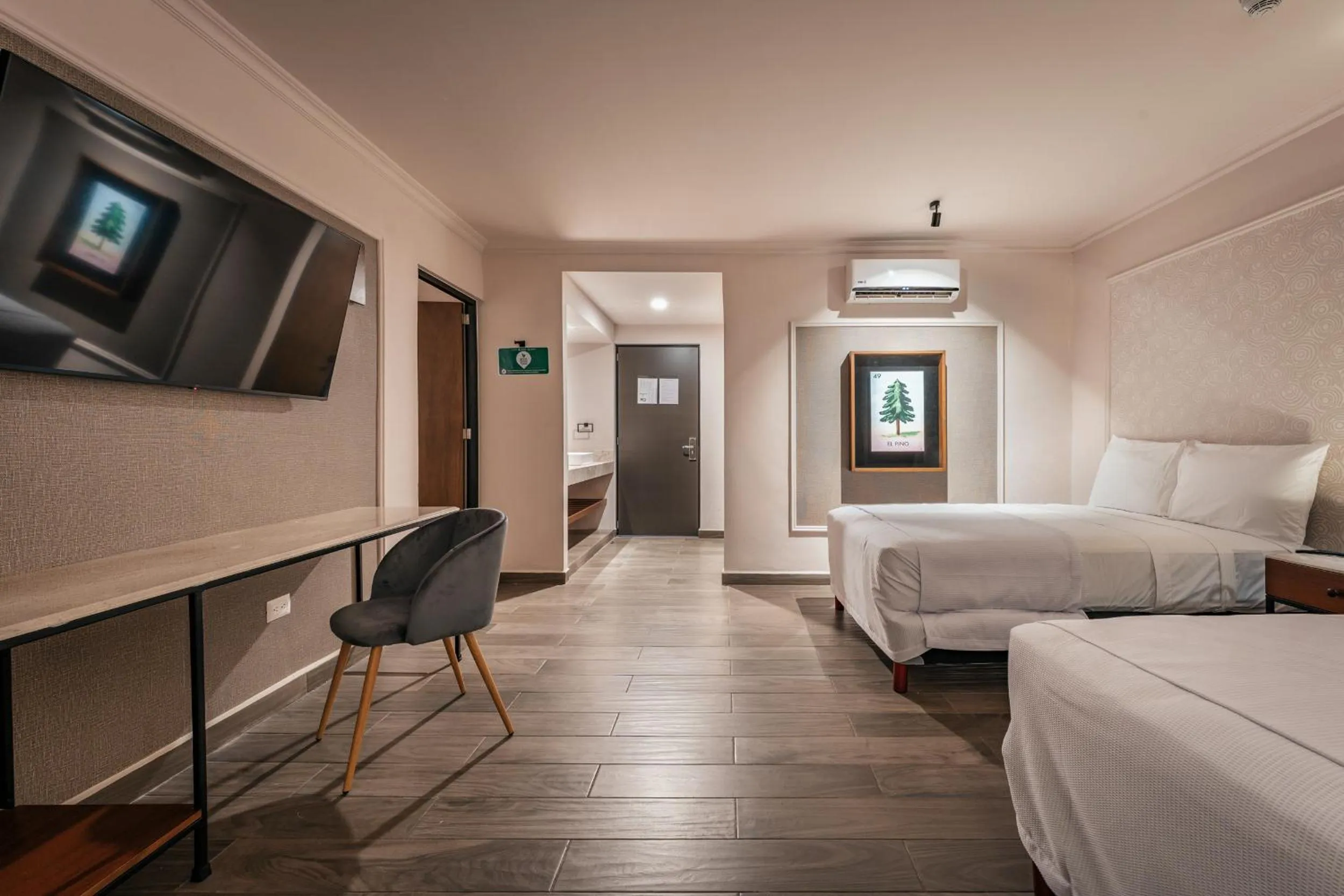 Photo of the whole room, Bed in Hotel MID Project