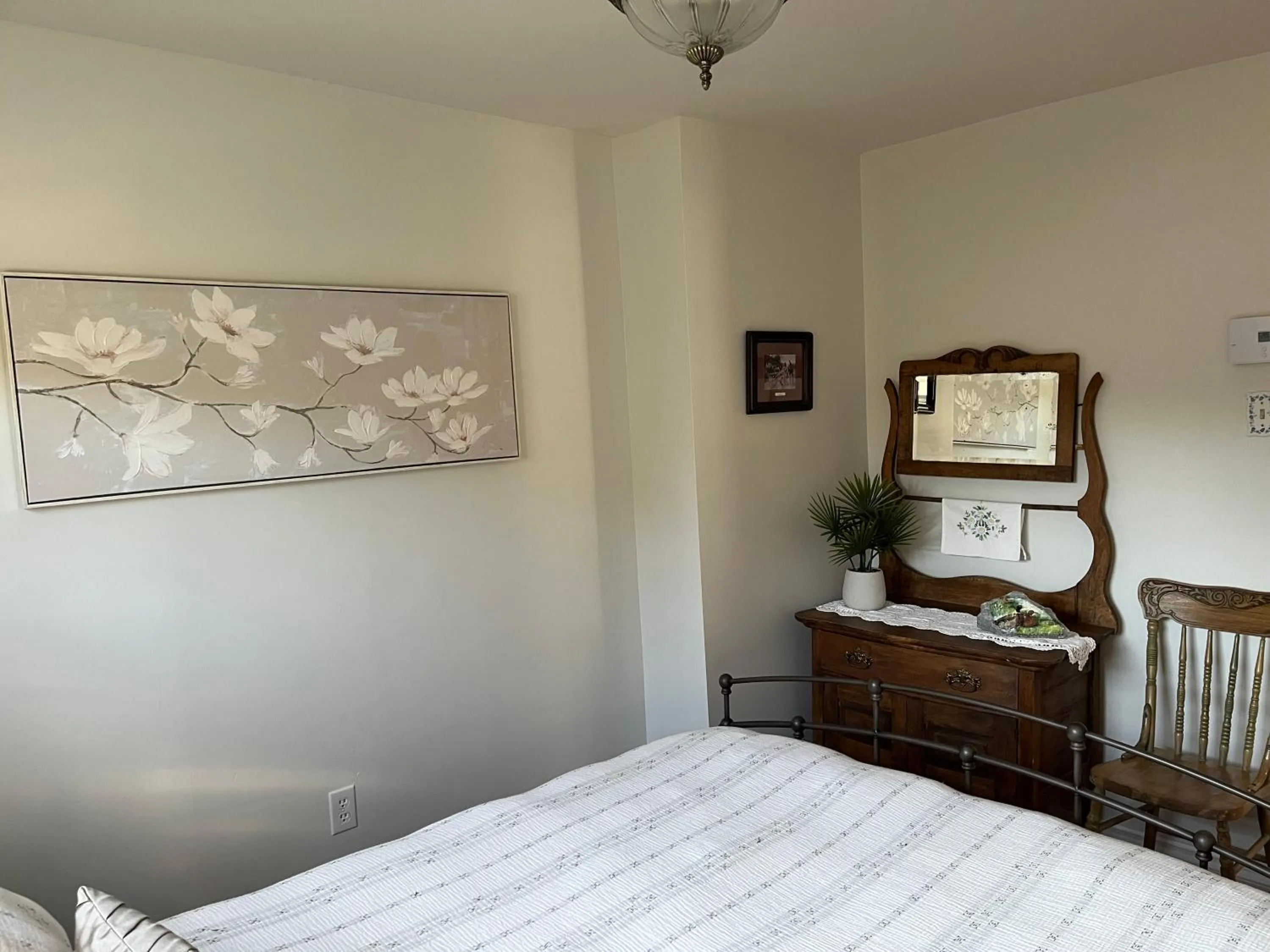 Bedroom, Bed in Floral'Anse