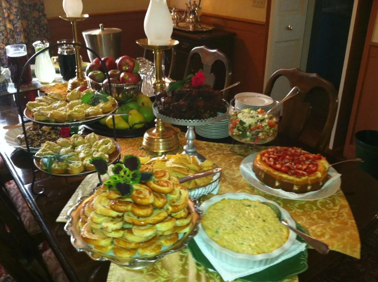 Coffee/tea facilities in Francis Malbone House