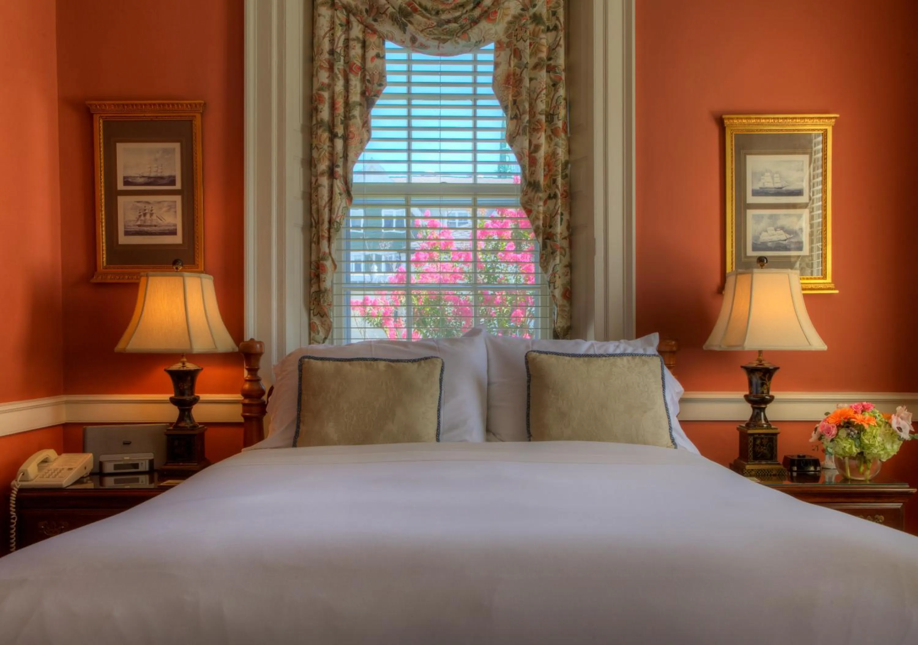 Bedroom, Bed in Francis Malbone House
