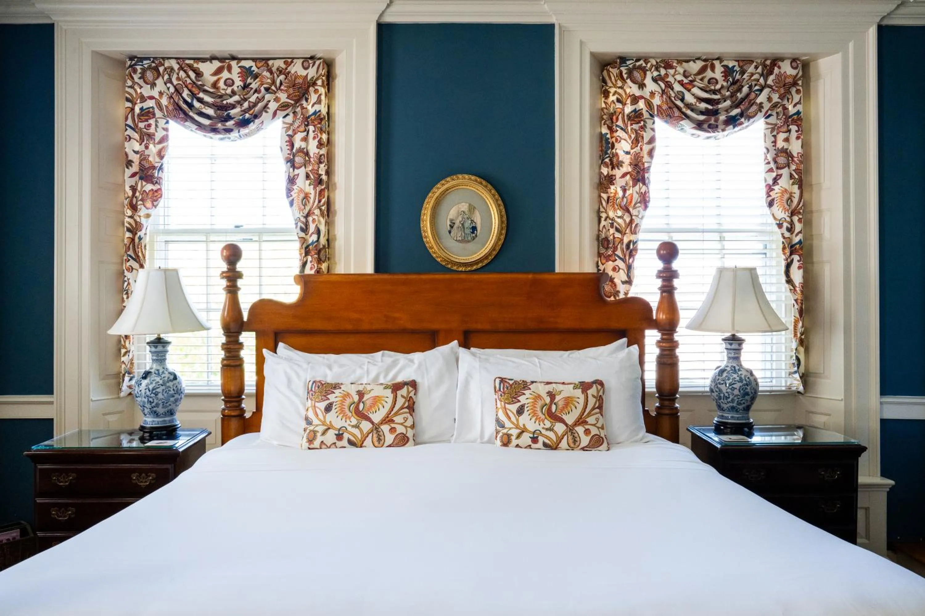 Bed in Francis Malbone House