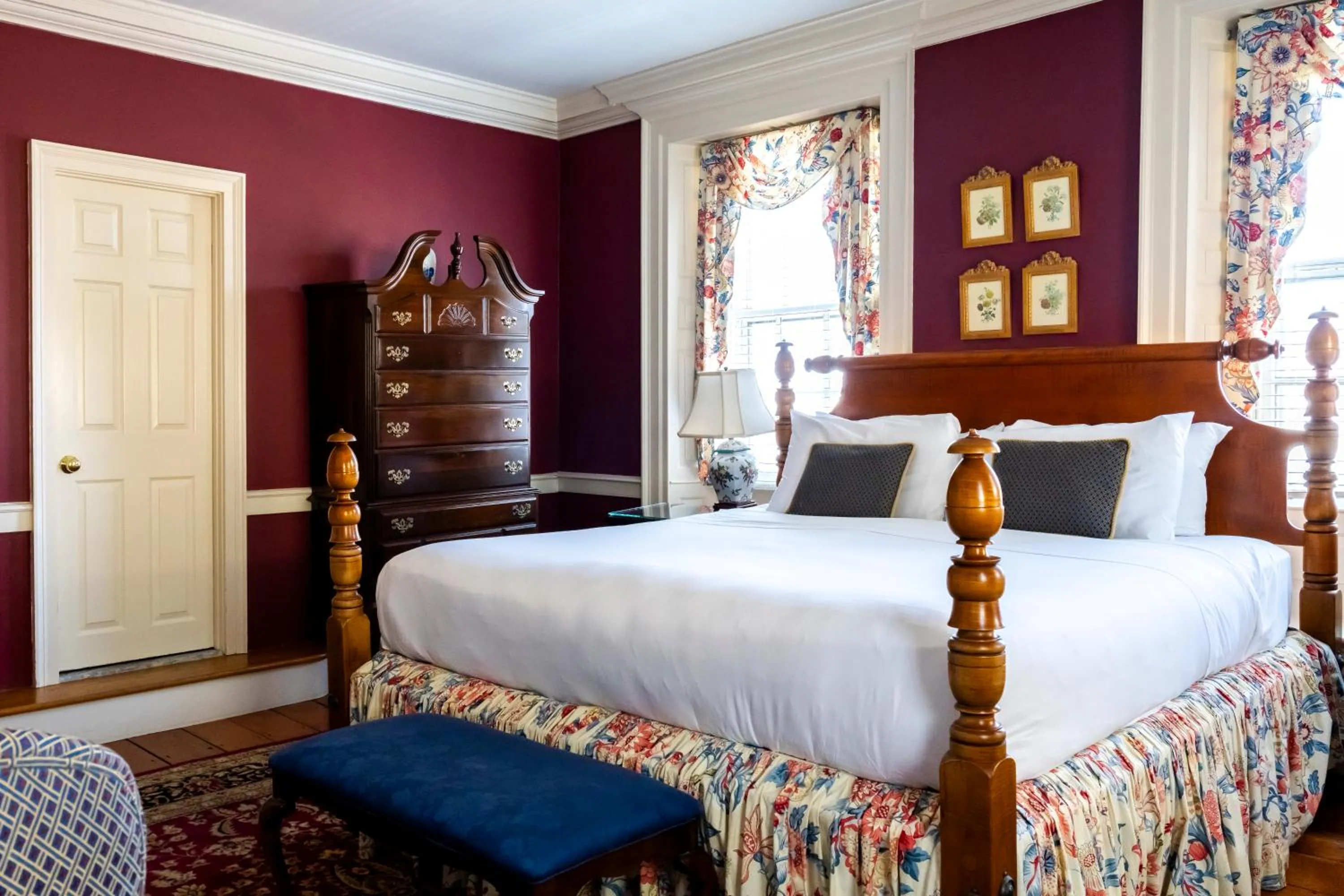 Bedroom, Bed in Francis Malbone House