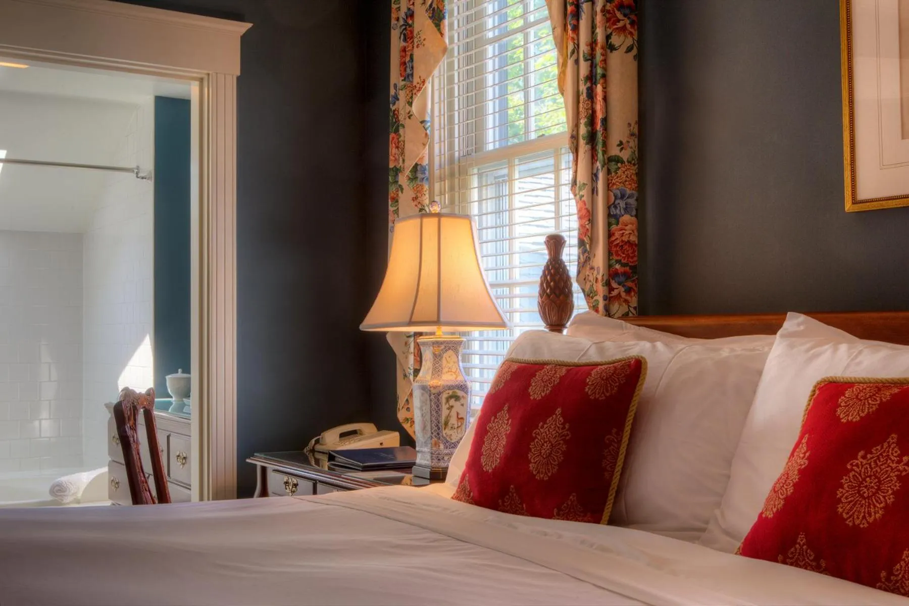 Bed in Francis Malbone House