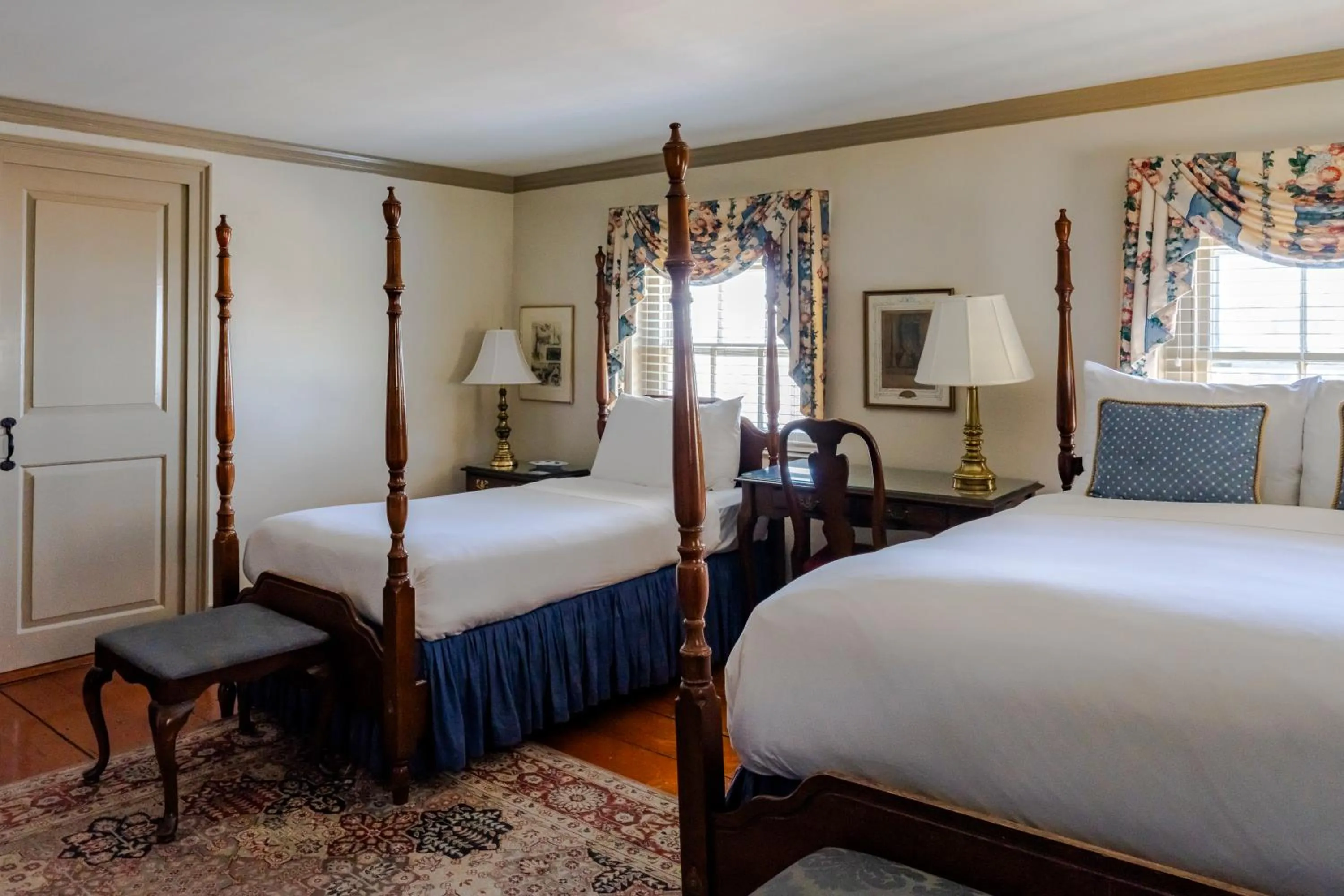 Bed in Francis Malbone House