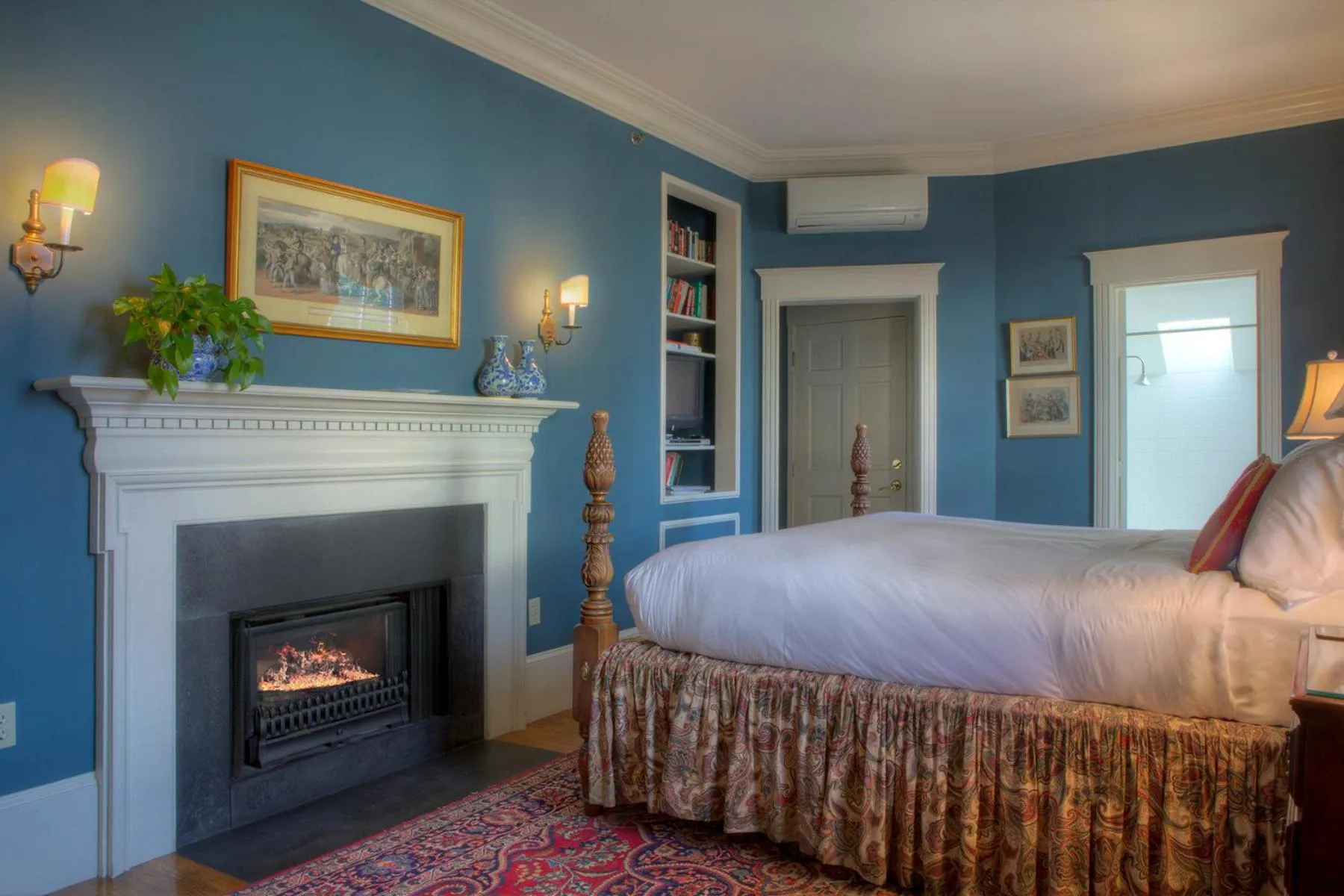 Bedroom, Bed in Francis Malbone House