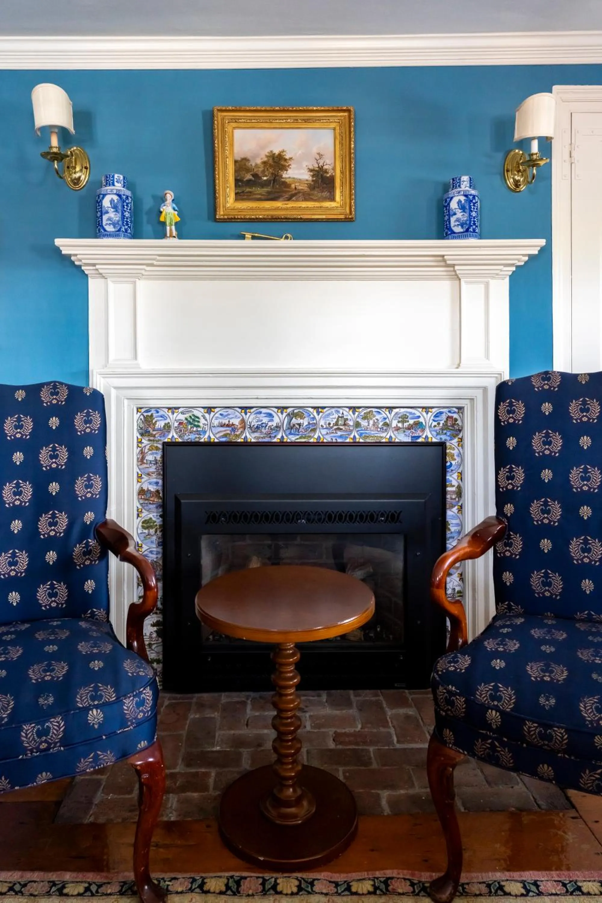 Seating area in Francis Malbone House