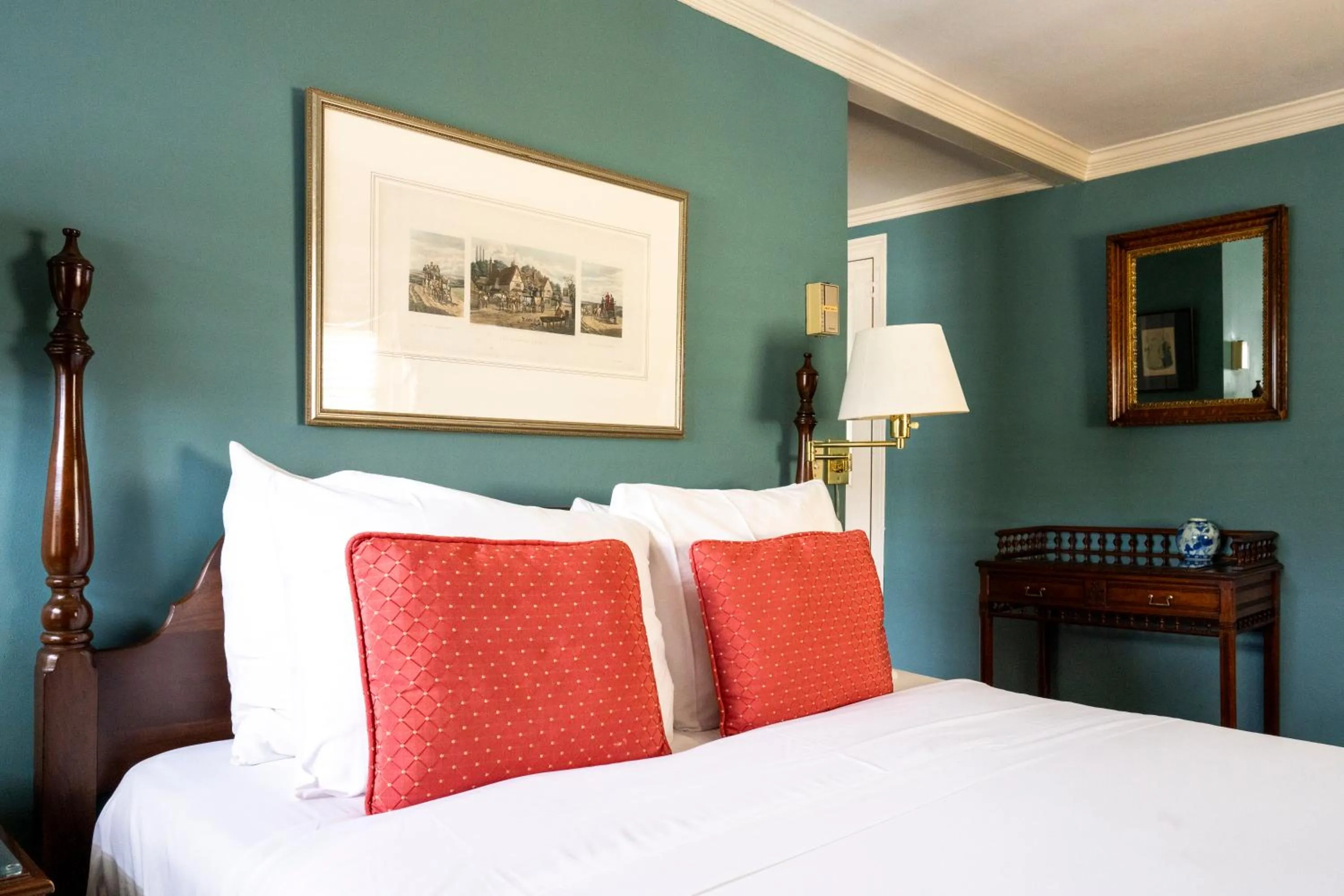 Bedroom, Bed in Francis Malbone House