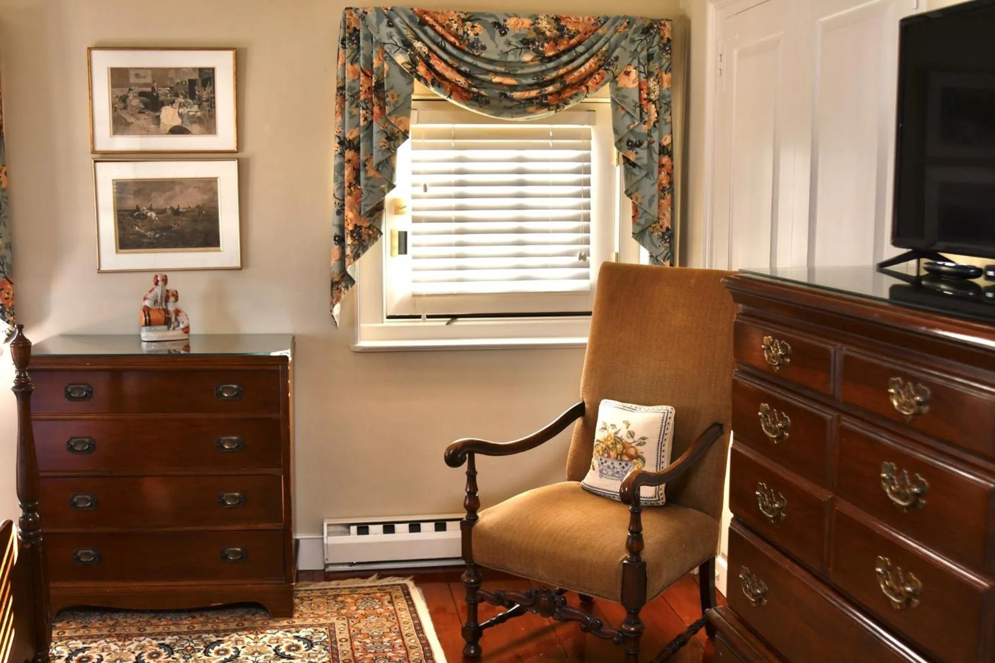 Seating area in Francis Malbone House