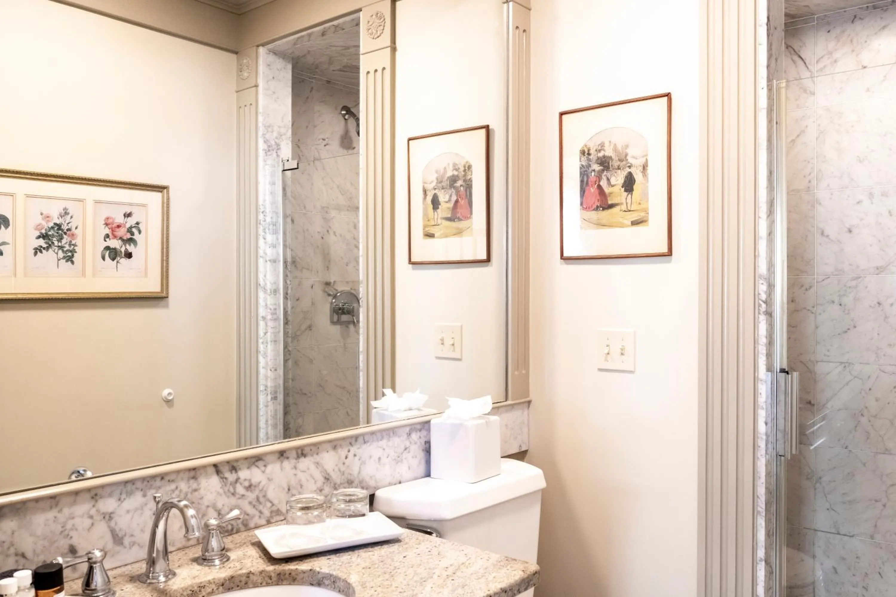 Shower in Francis Malbone House