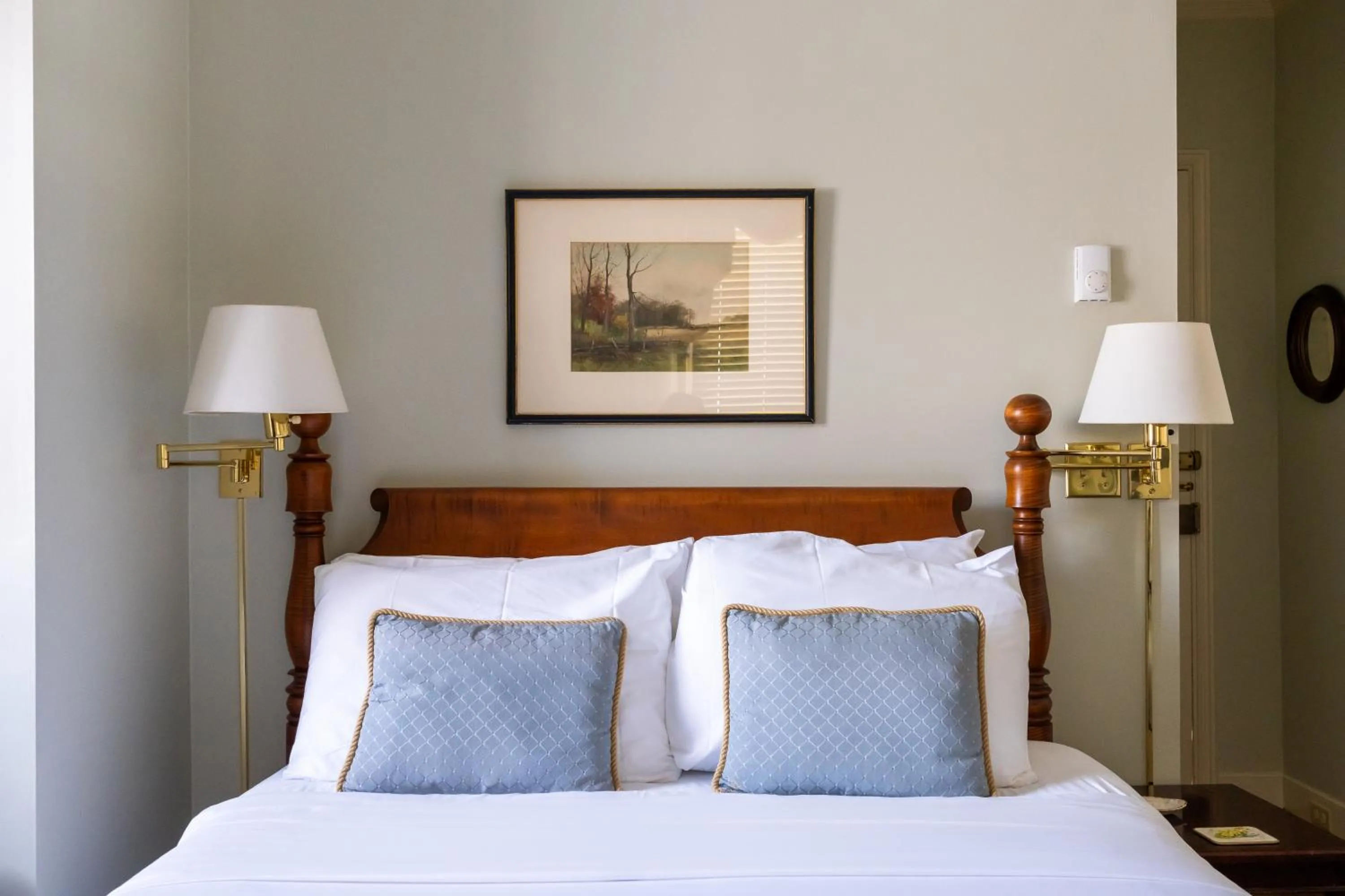 Bed in Francis Malbone House