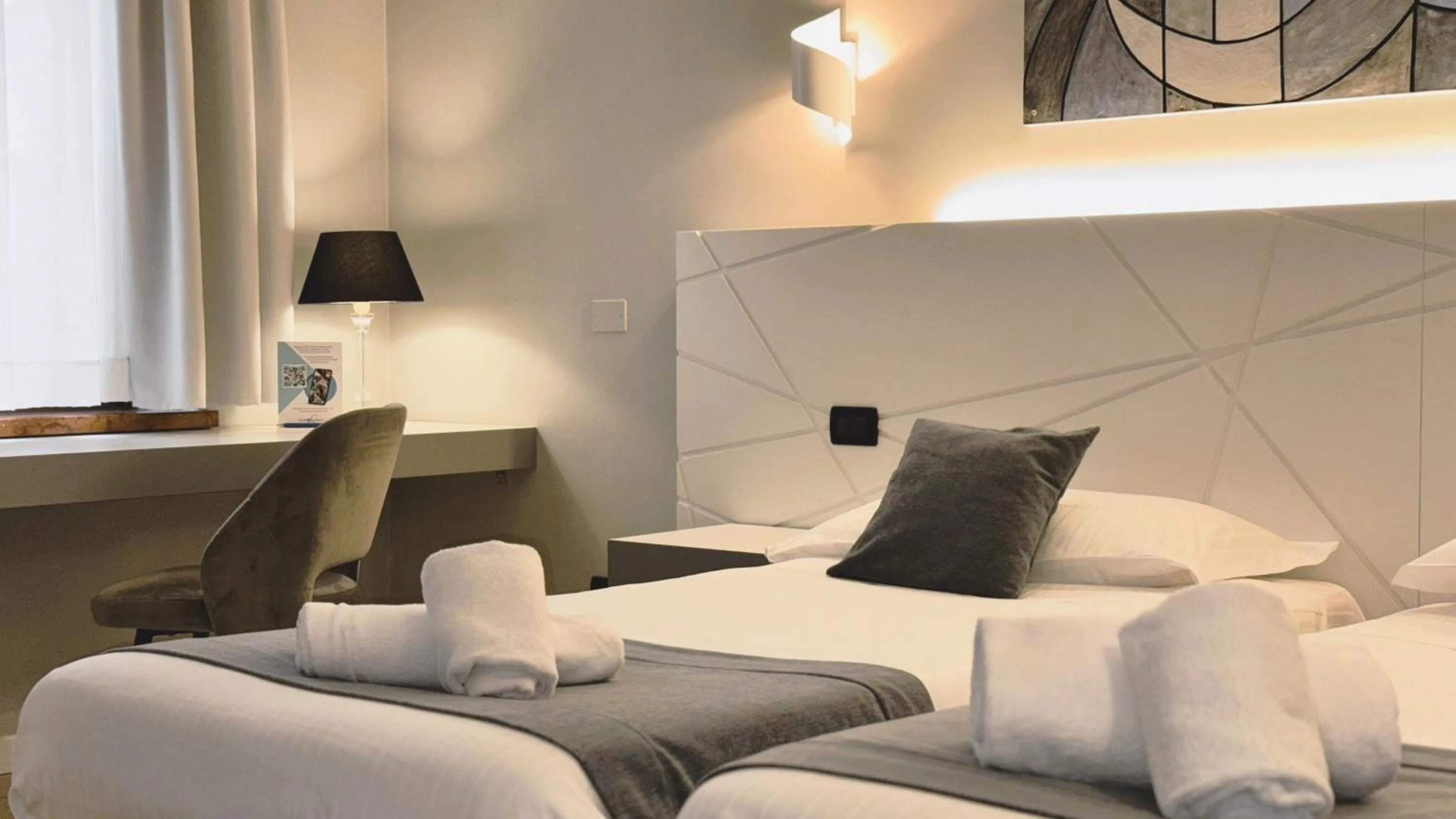 Bedroom, Bed in Hotel Fontana Verona