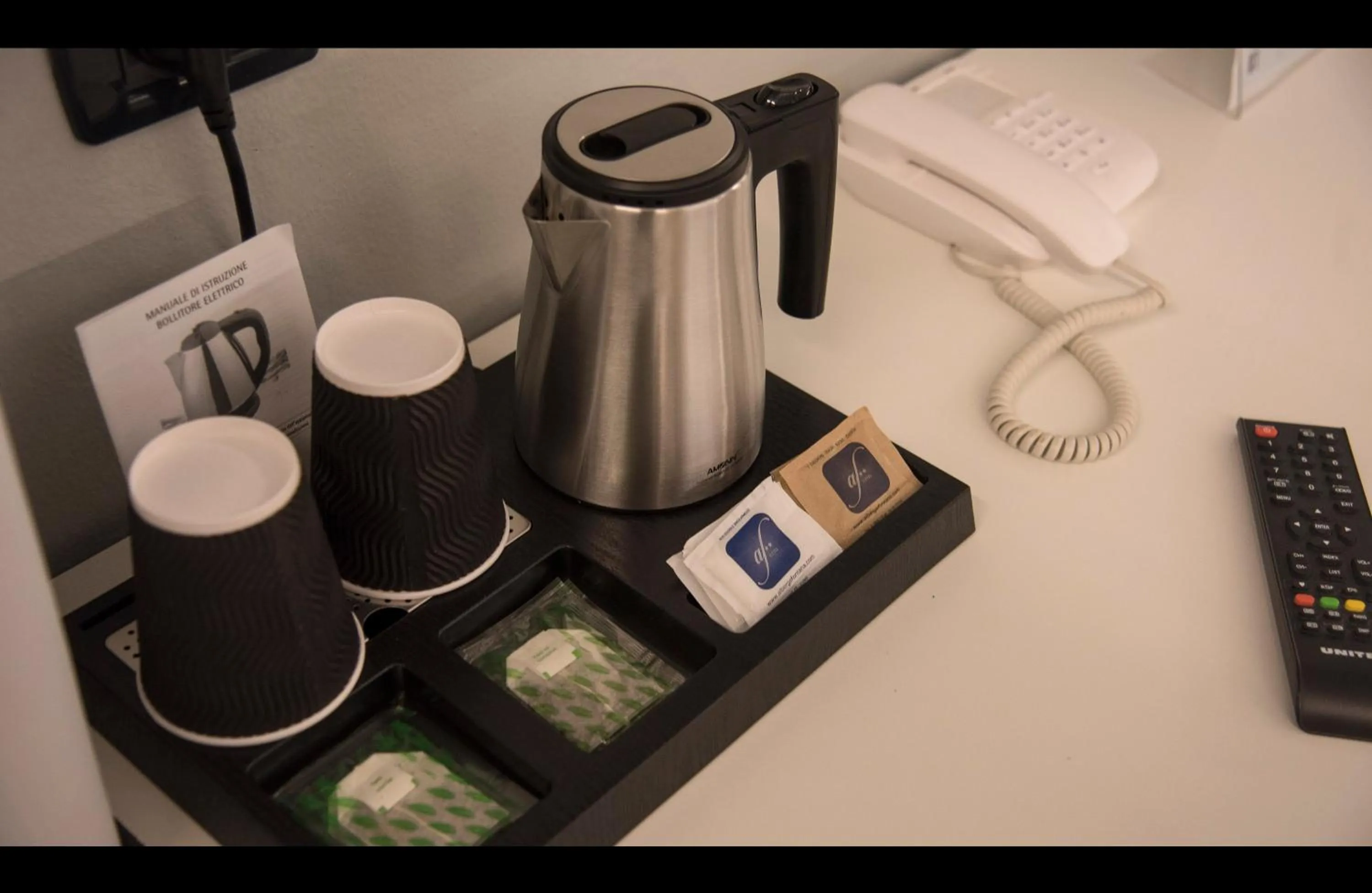 Coffee/tea facilities in Hotel Fontana Verona