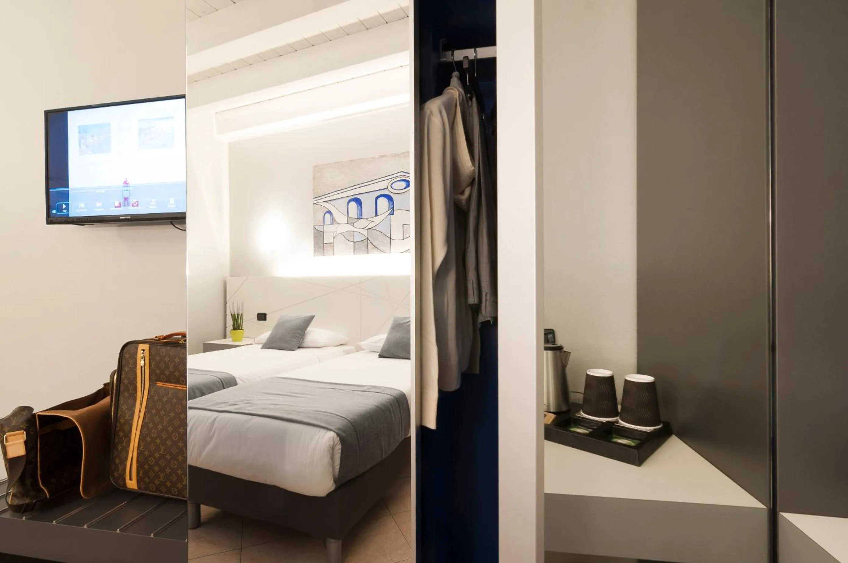 Photo of the whole room, Bed in Hotel Fontana Verona