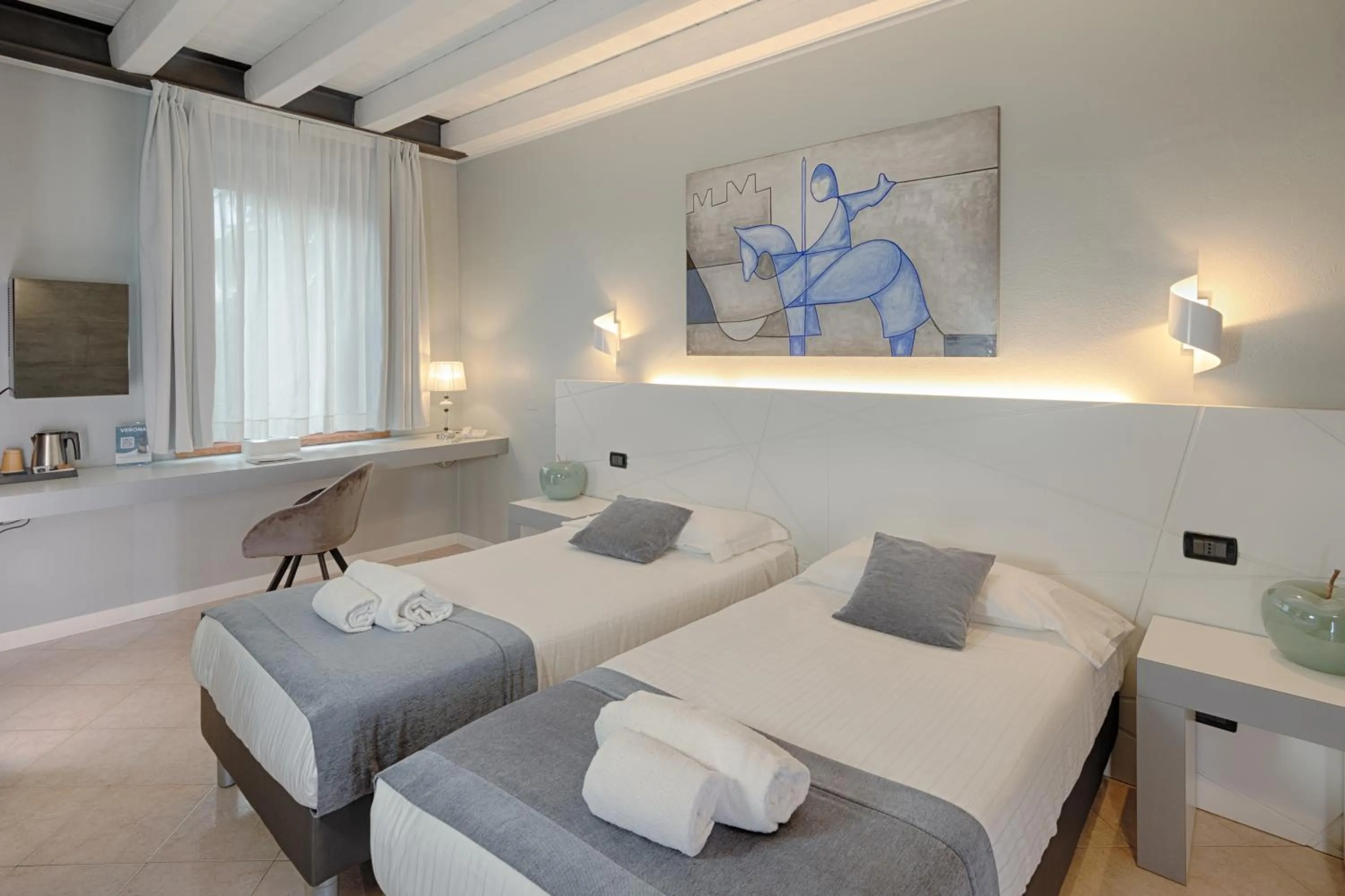 Photo of the whole room, Bed in Hotel Fontana Verona