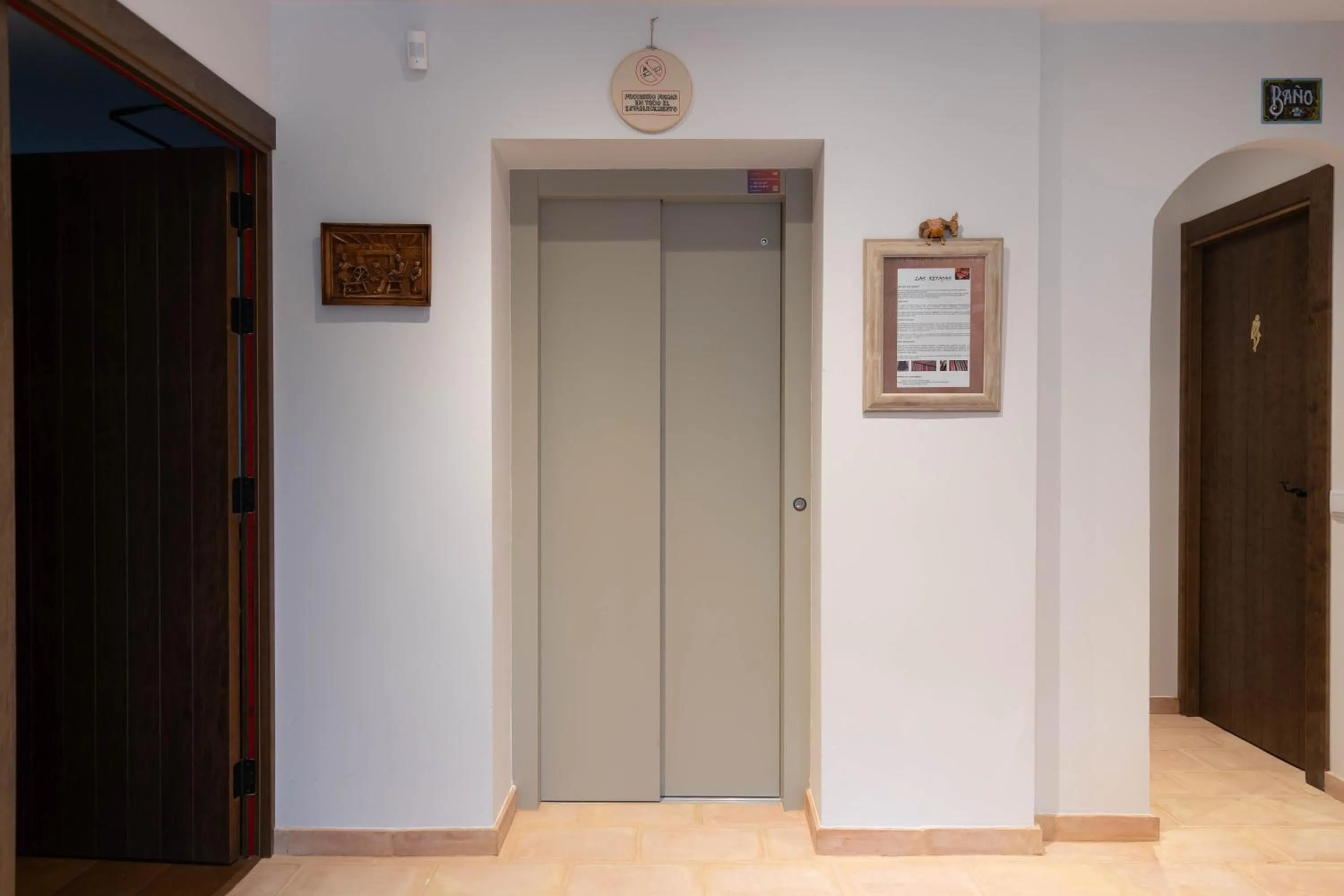 elevator in HOTEL POSADA LaS RETAJAS