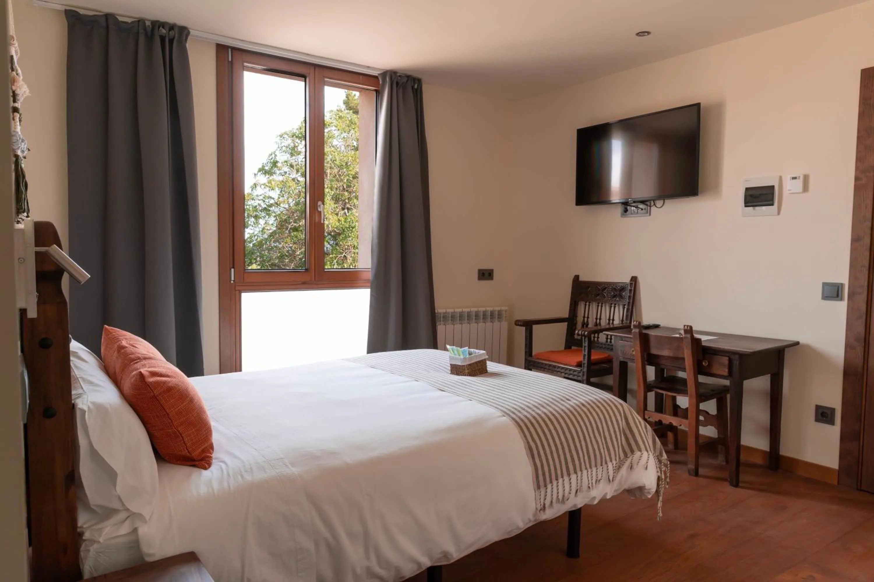 Photo of the whole room, Bed in HOTEL POSADA LaS RETAJAS