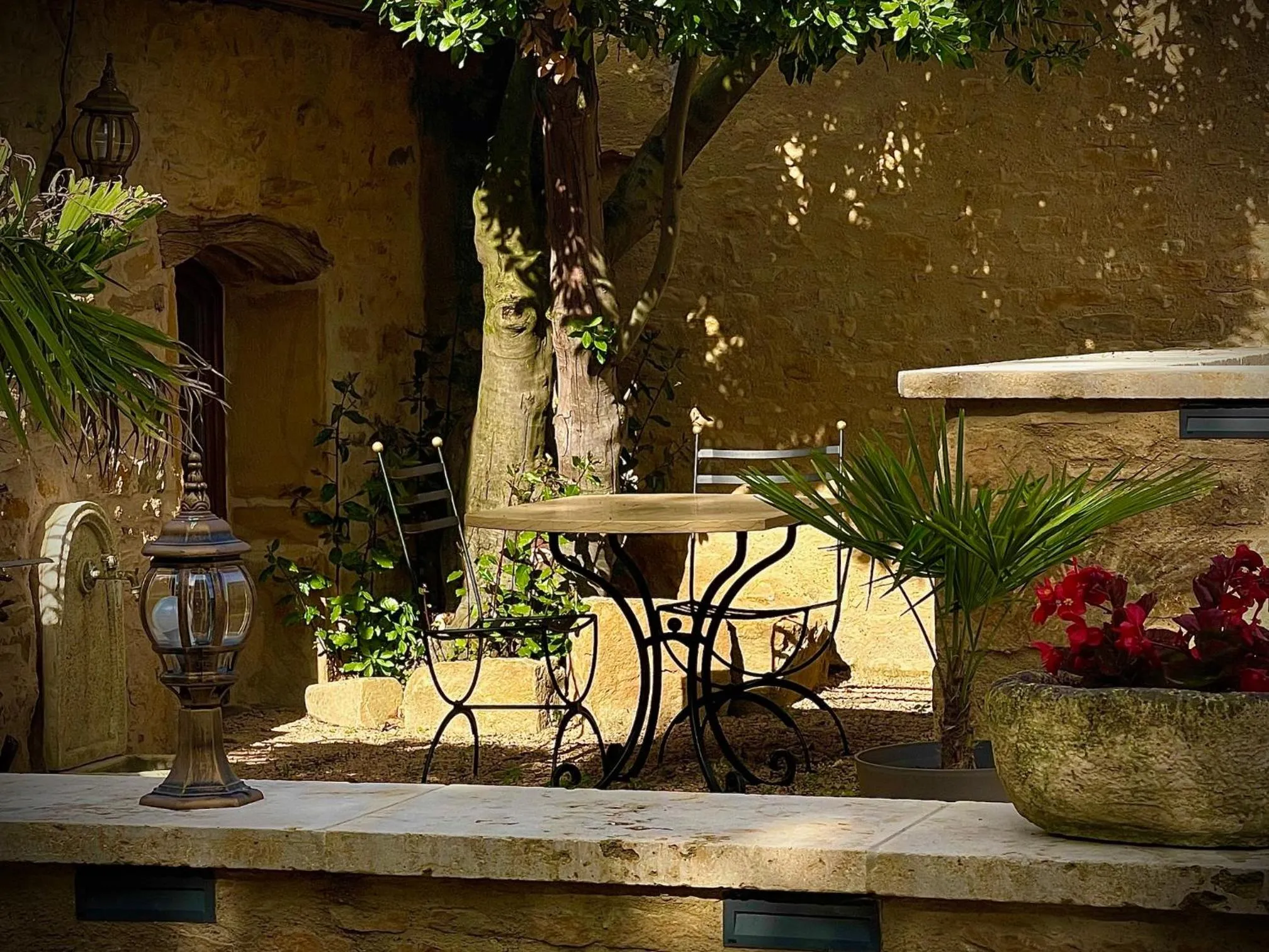 Property building in Le Clos Des Anges