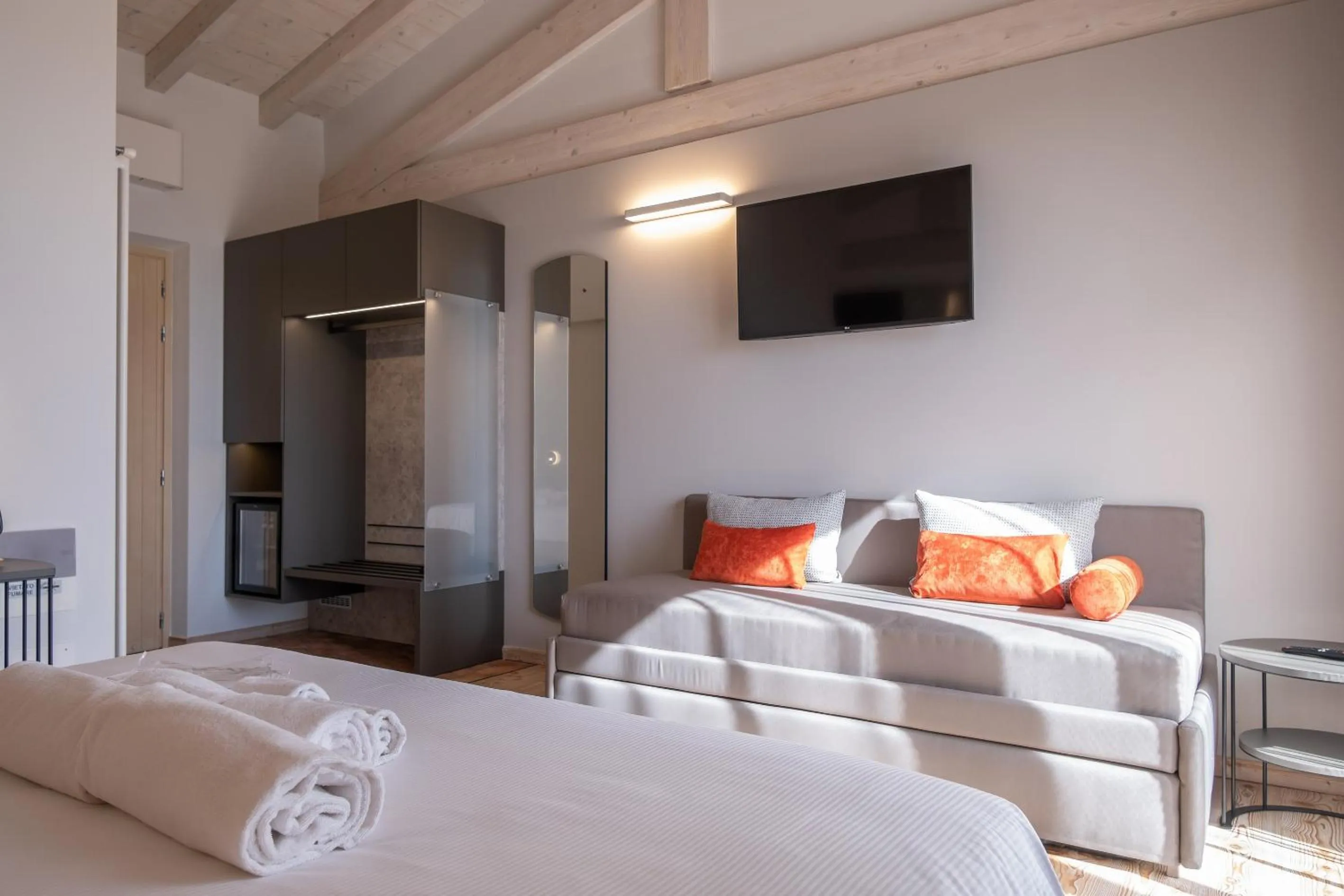 TV and multimedia, Bed in La Cipressina B&B